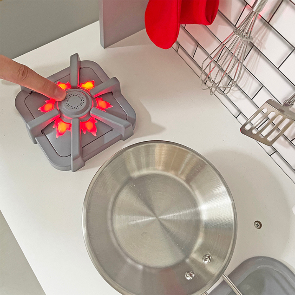 Cocina didáctica de madera para niños. Cocina juego de roles con accesorios y sonidos. Modelo Borja.-2