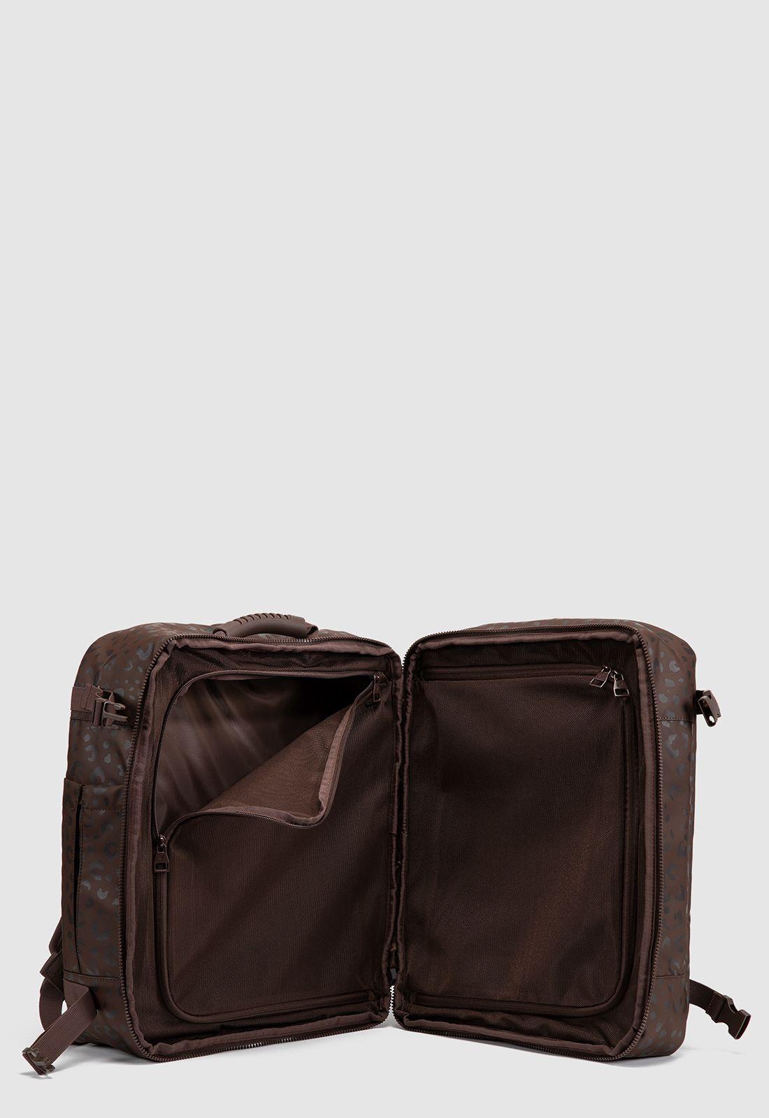 Mochila Travel Cabin Essential Brown Cheetah Bubba Essentials-6