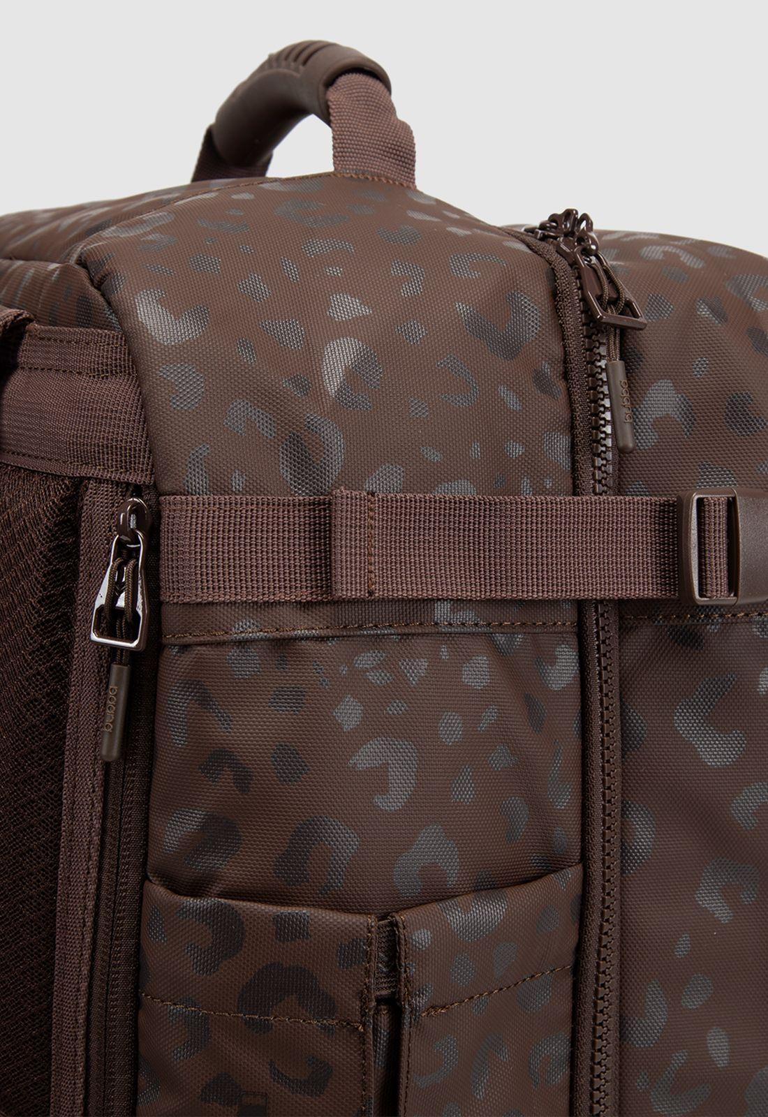 Mochila Travel Cabin Essential Brown Cheetah Bubba Essentials-7