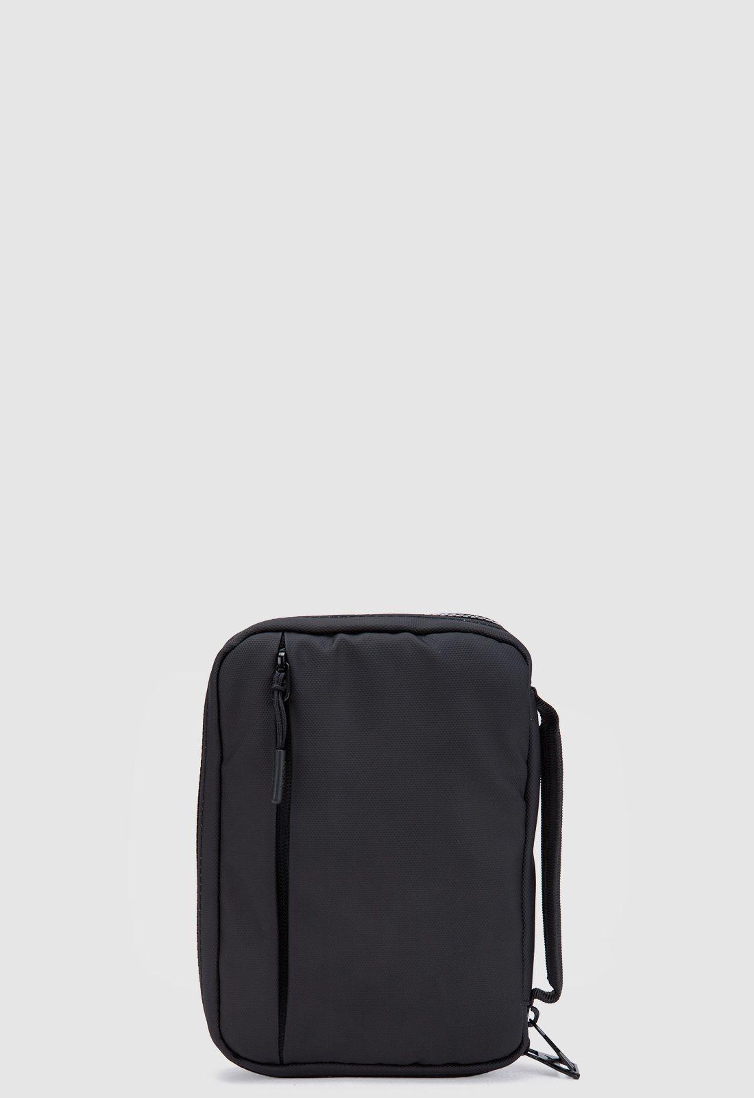 Passport Holder Travel Noir Bubba Essentials-2