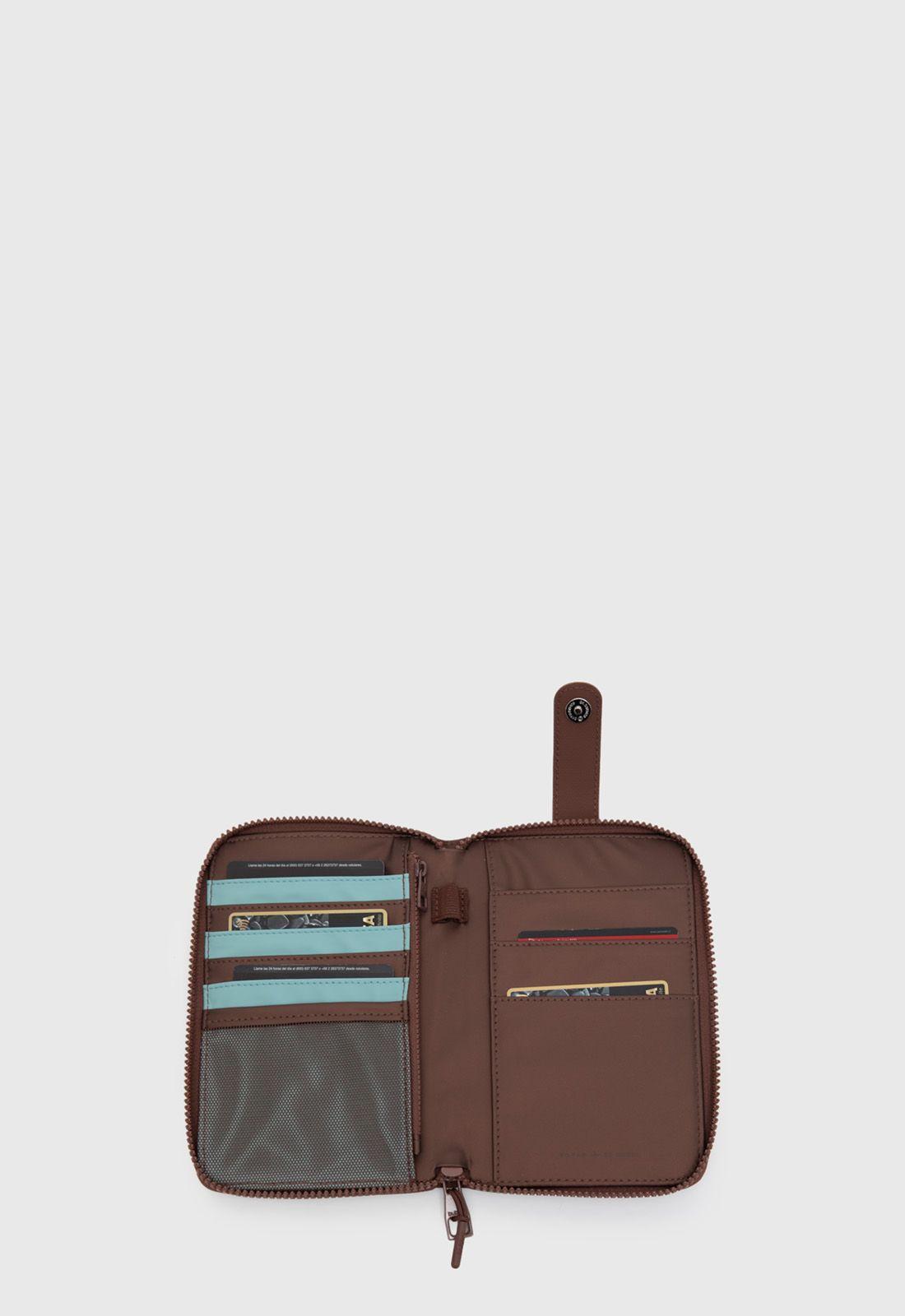 Flat Purse Travel Moka  Bubba Essentials-4