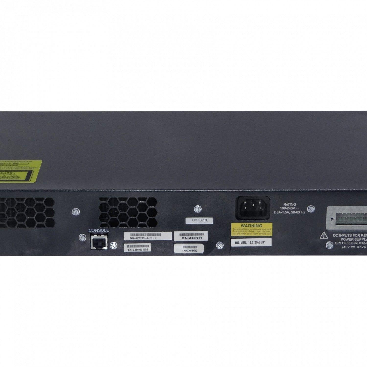 Switch Cisco 24-1000 4-SFP RS232-RJ45/DB9 Rack 1,5U-4