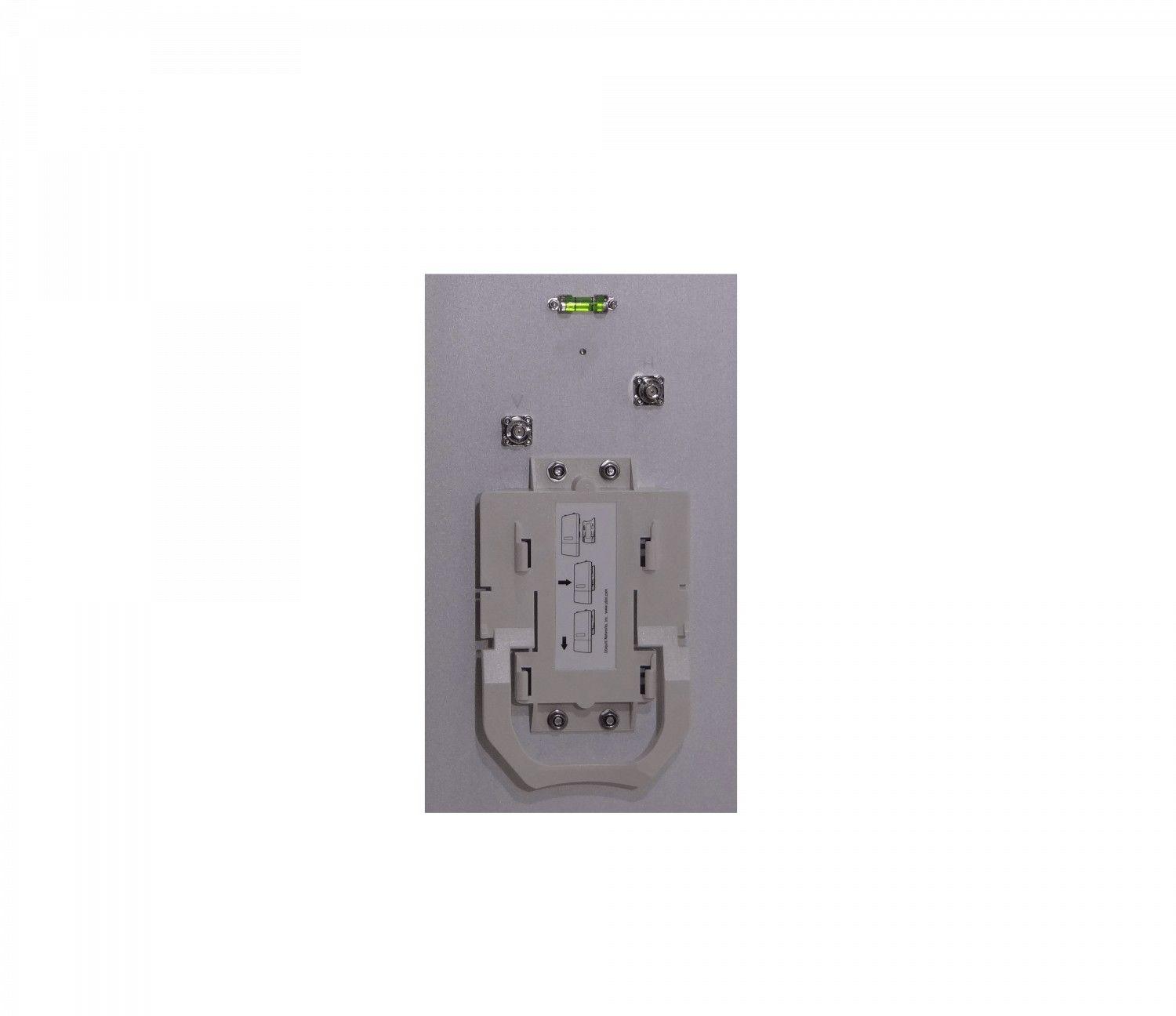 Antena sectorial Ubiquiti 15 dBi 120° 2,4 GHz 2x2-5
