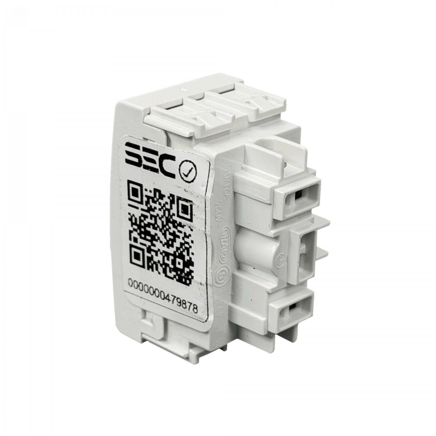 Enchufe hembra Kalop 10/16 A 250 V con toma a tierra blanco-1