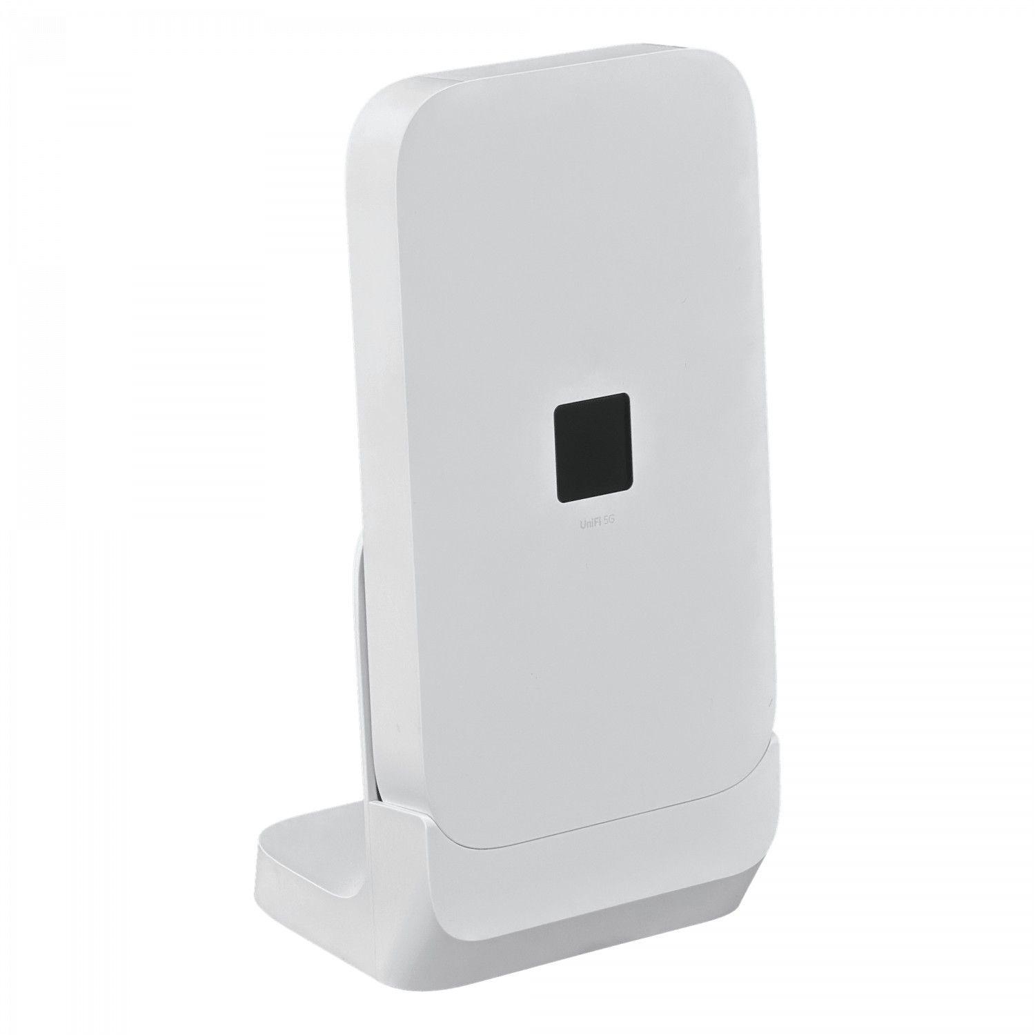 Módem Ubiquiti IK04 5G/LTE 3,4 Gbps con 2 SIM/eSIM-2