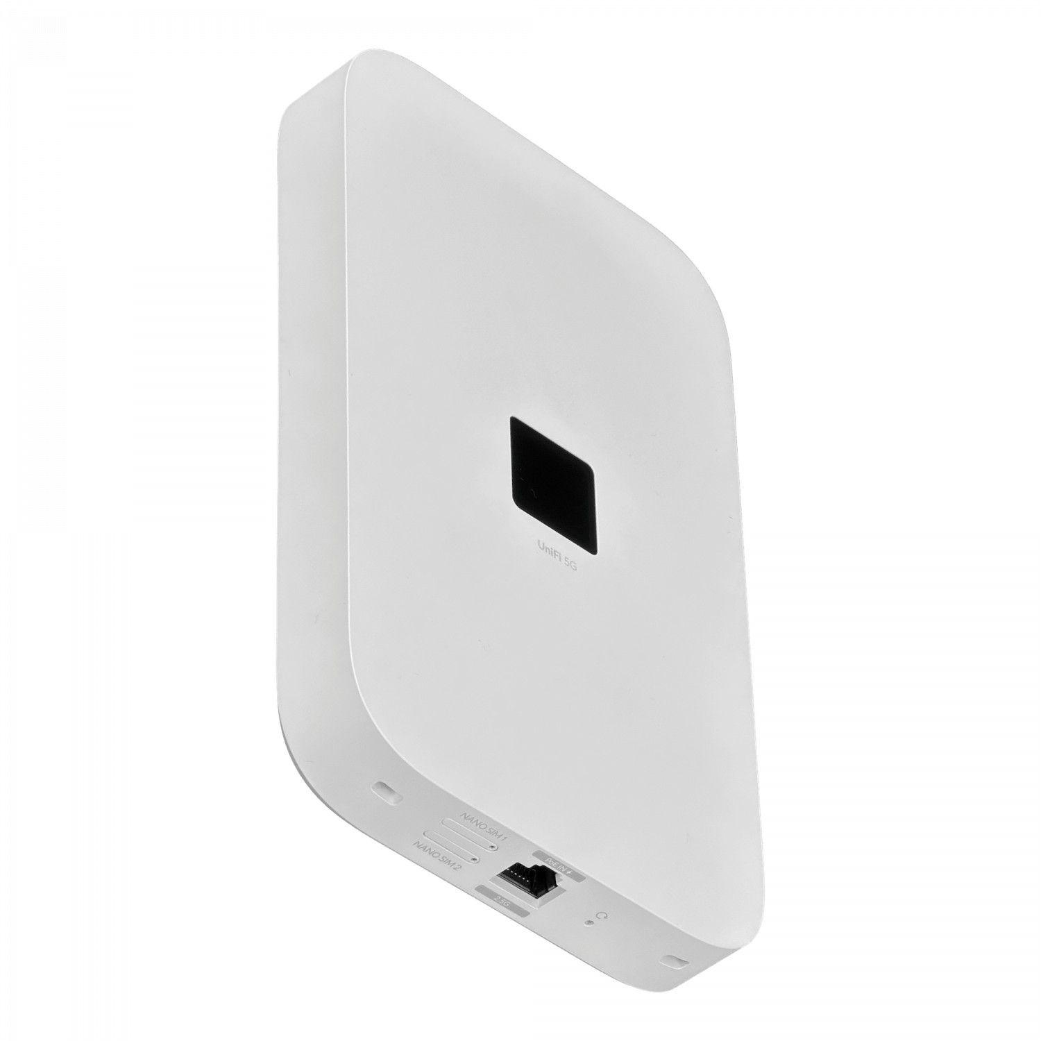 Módem Ubiquiti IK04 5G/LTE 3,4 Gbps con 2 SIM/eSIM-4