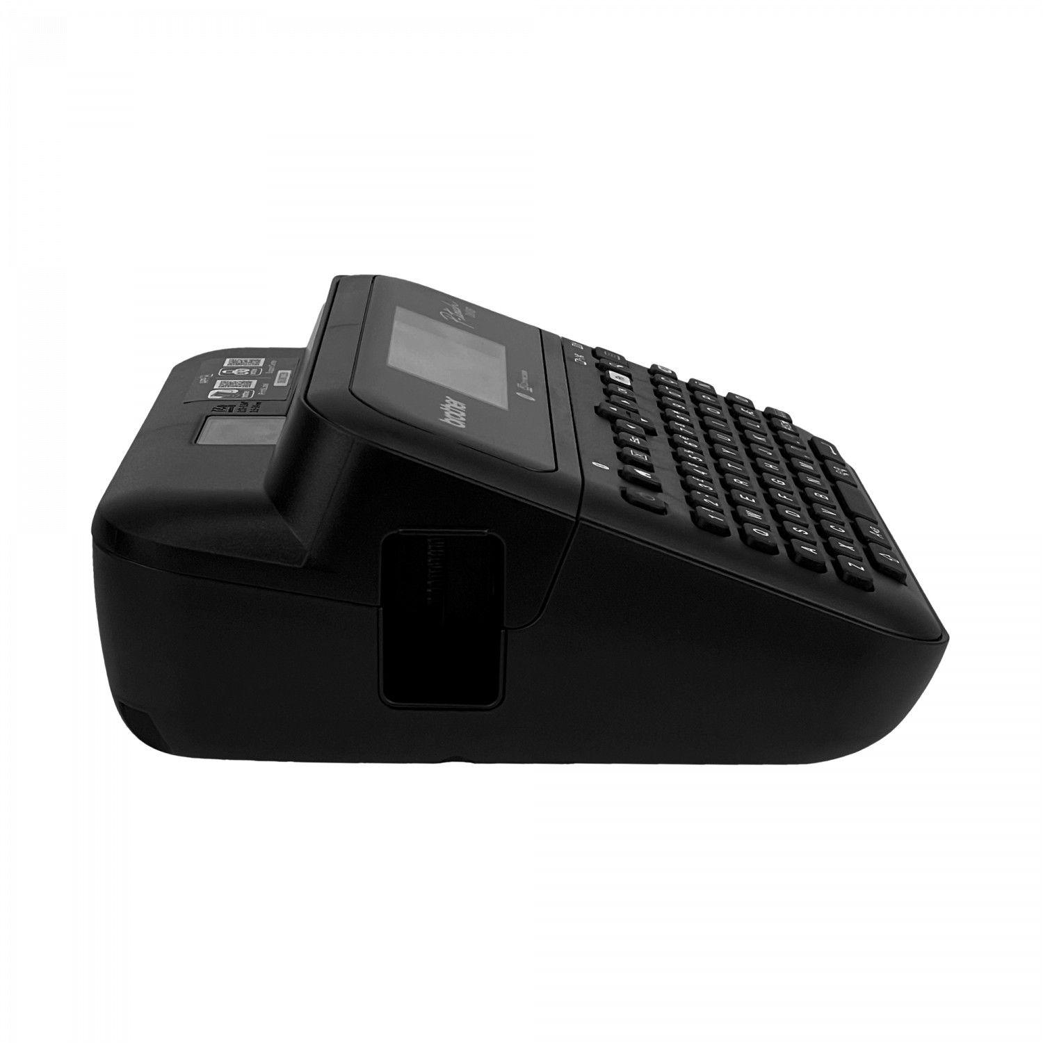 Rotuladora Brother QWERTY USB 24 mm con transformador y opción de 6 AA-4