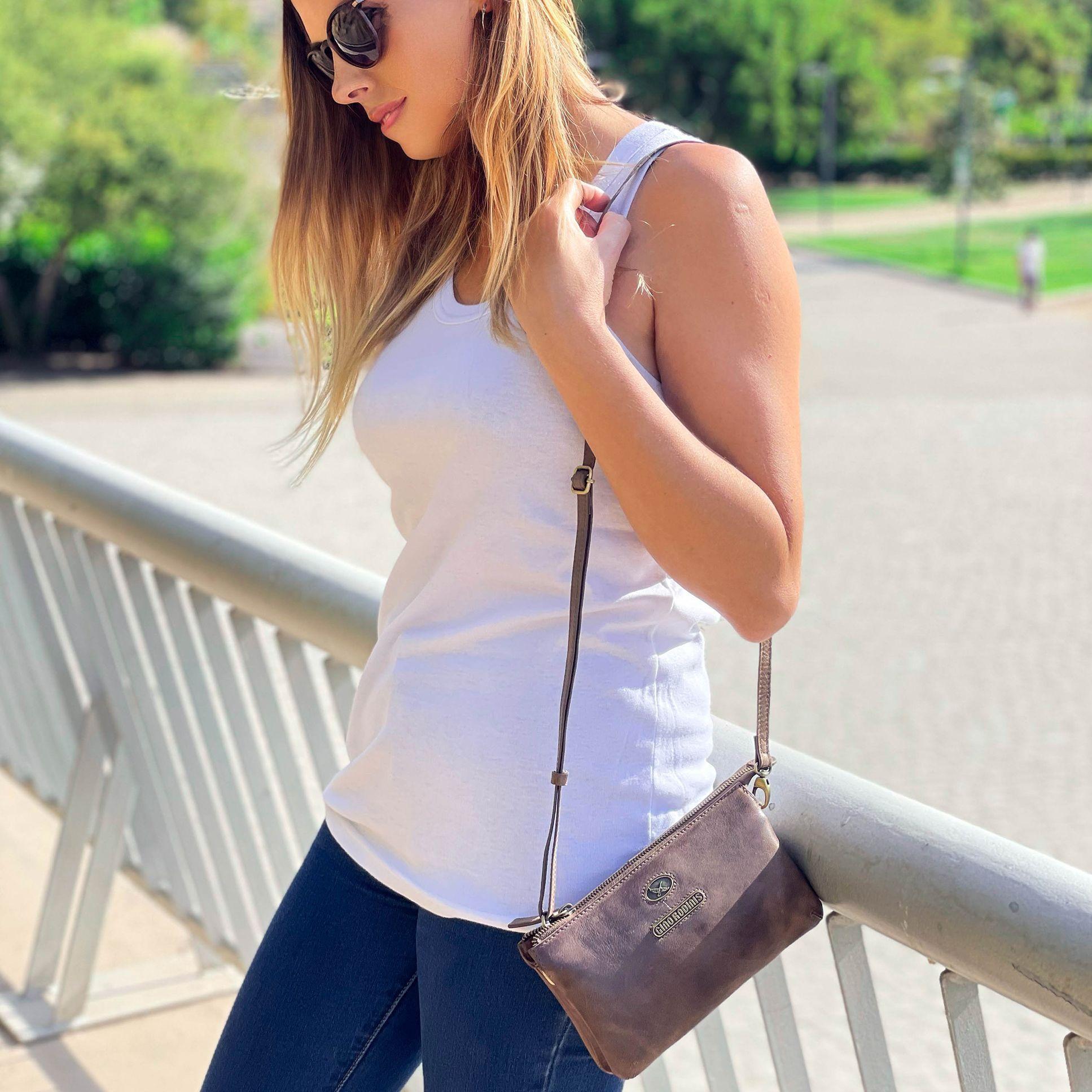 Cartera Gino Rodinis  2096 Café-6