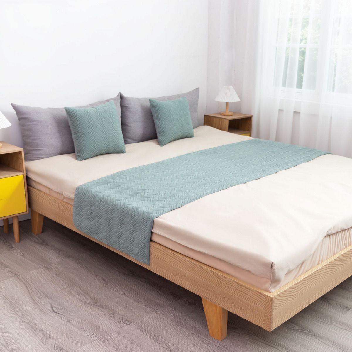 Set Pie De Cama Acolchado Verde + 2 Fundas Cojín Combinado-2