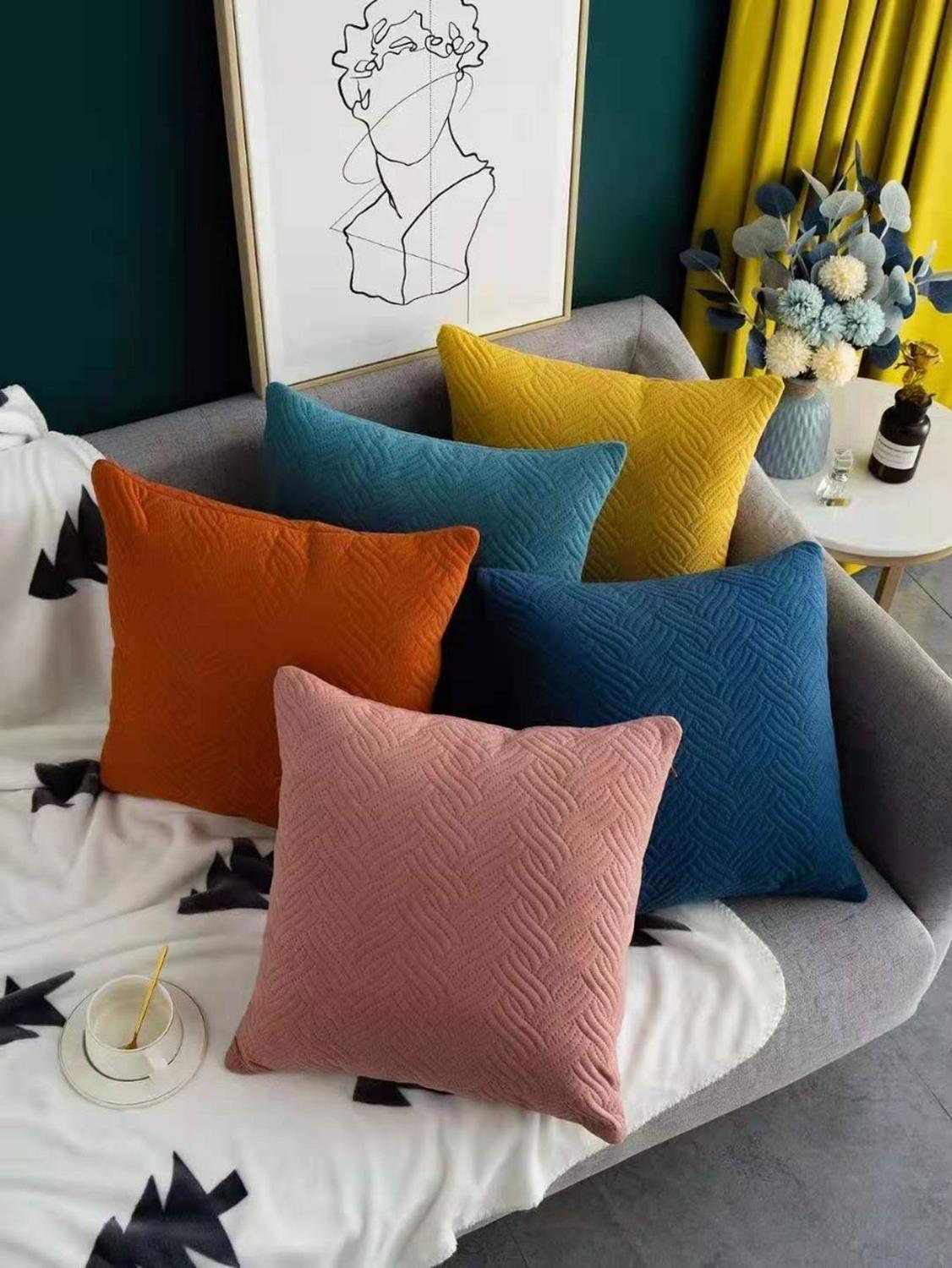 Funda Decorativa De Cojin Modelo Plush Trenzado (45X45)-1