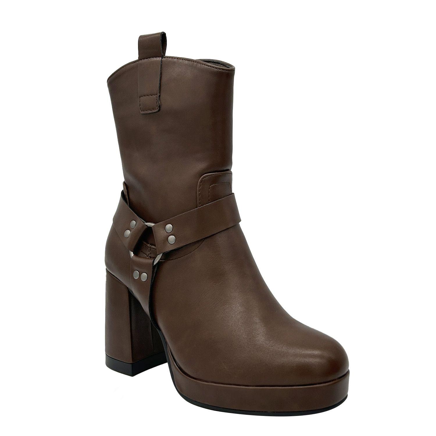 Bota para mujer color café con plataforma y detalles-0
