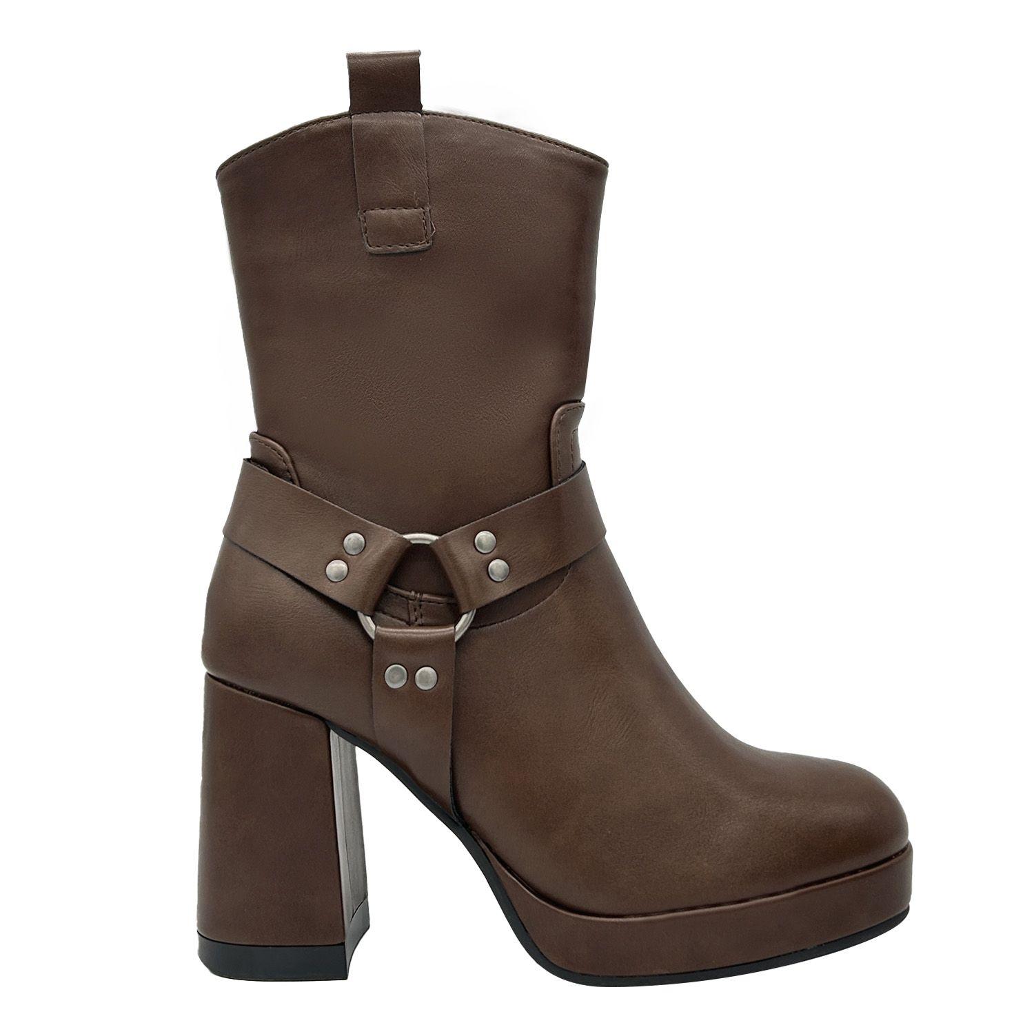 Bota para mujer color café con plataforma y detalles-2