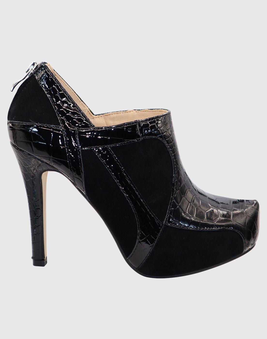 Botin taco aguja Negro-3