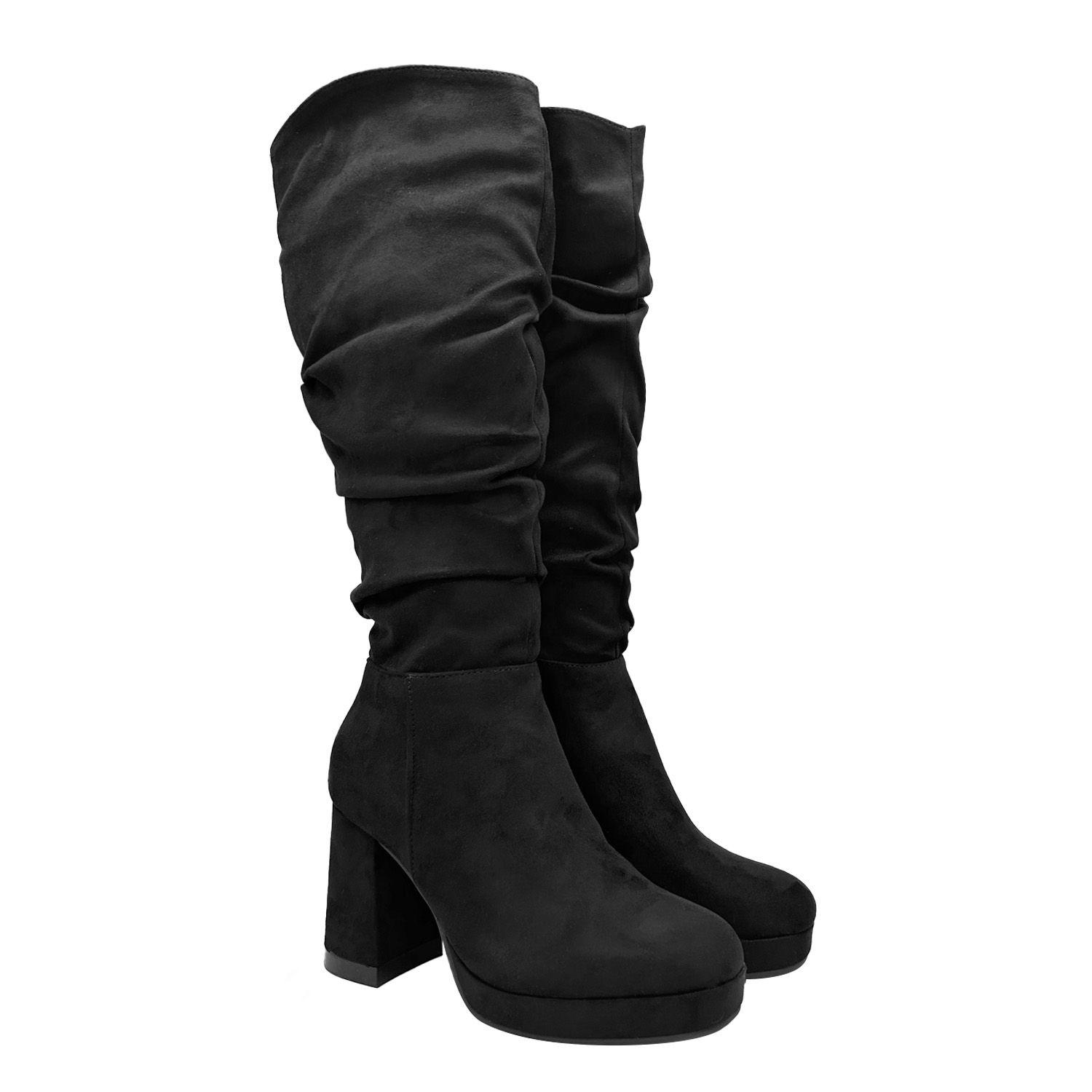 Bota para mujer color negro estilo corrugado.-2