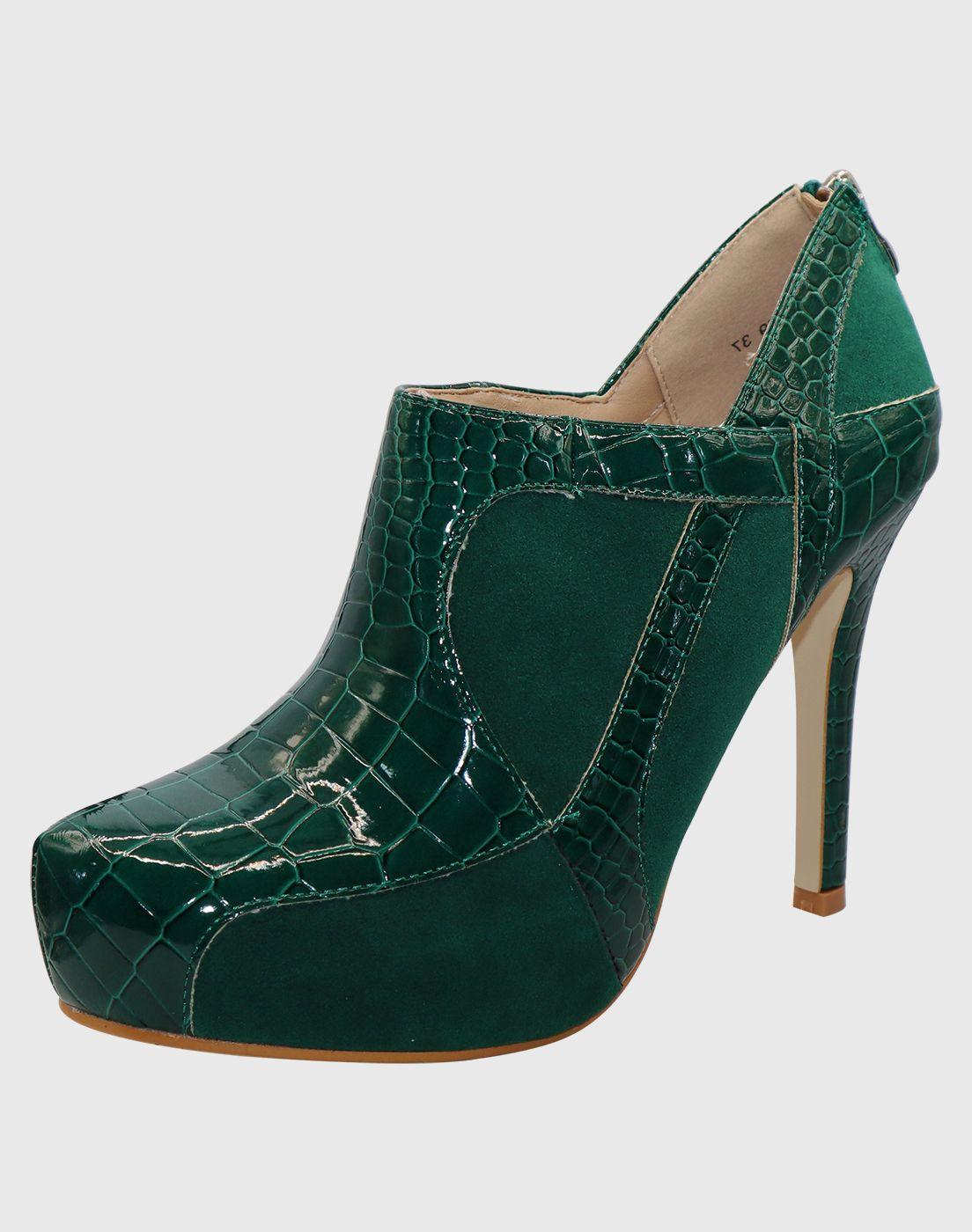Botin taco aguja Verde-4