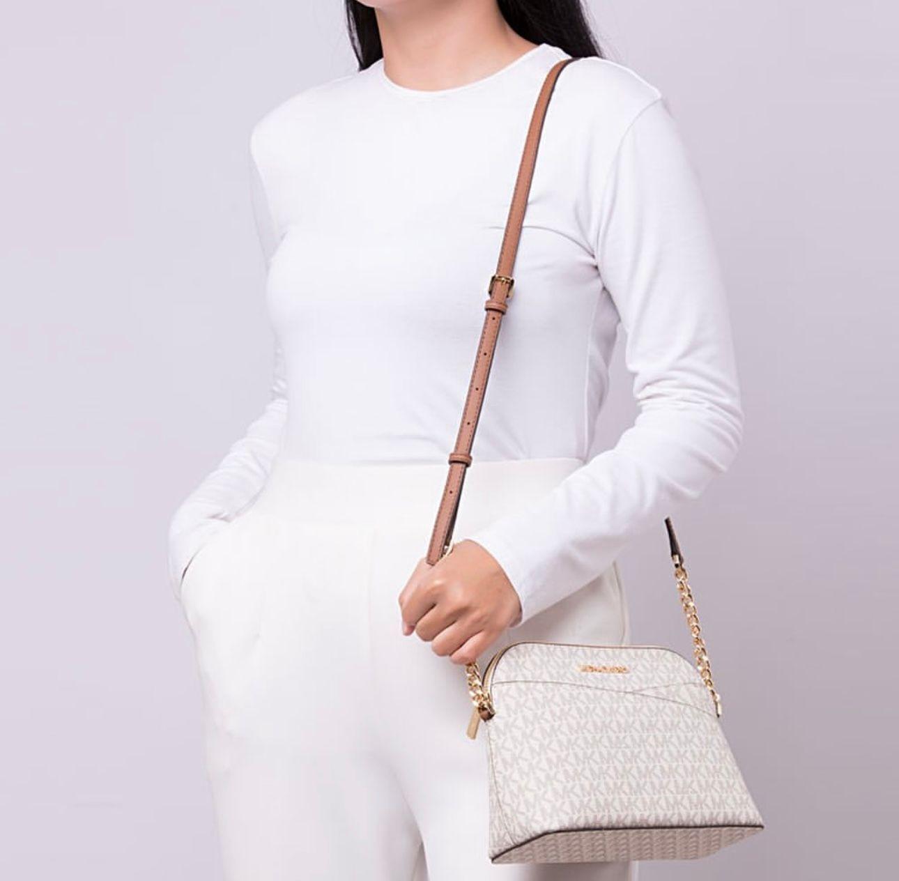 BANDOLERA MICHAEL KORS JET SET TRAVEL-1