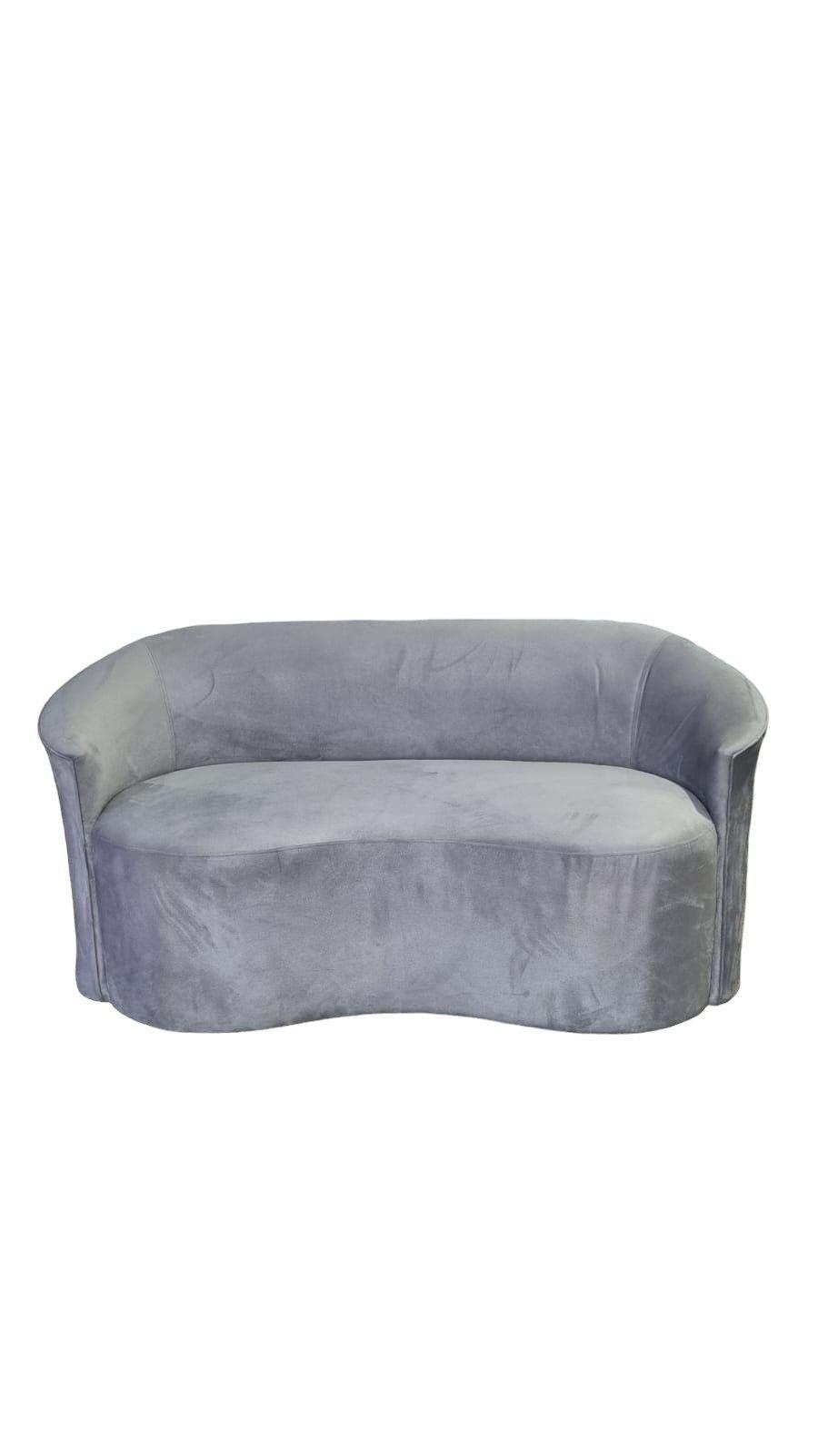 SOFA CURVO EN FELPA GRIS CLARO-4