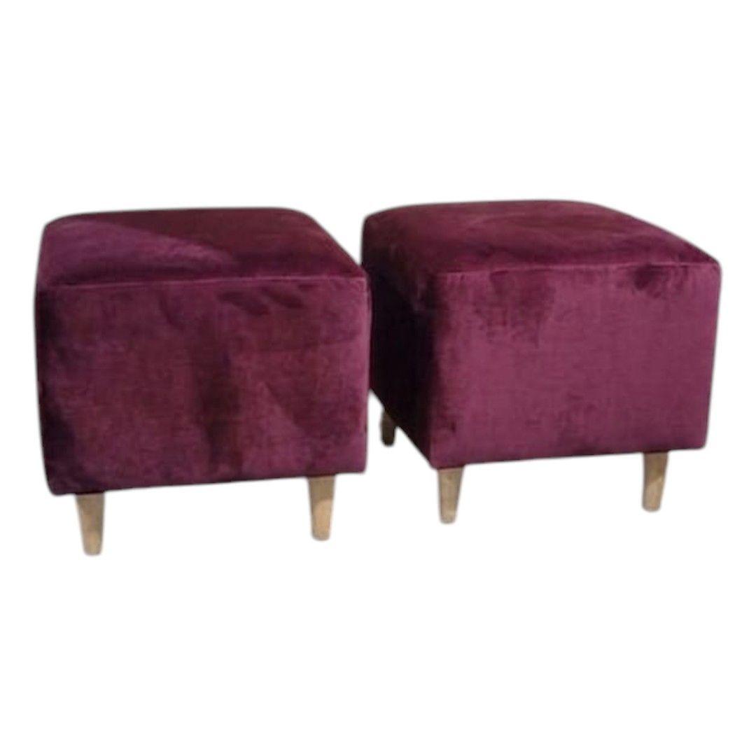 POUFS CUADRADOS EN FELPA BURDEO-1