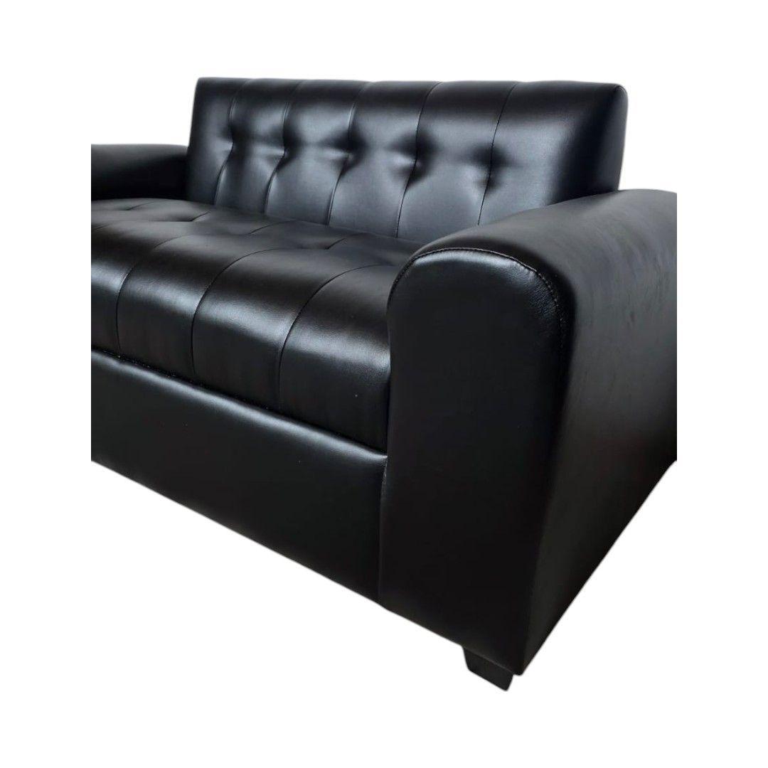 SOFA TRES CUERPOS BRAZO REDONDO ECOCUERO NEGRO-2