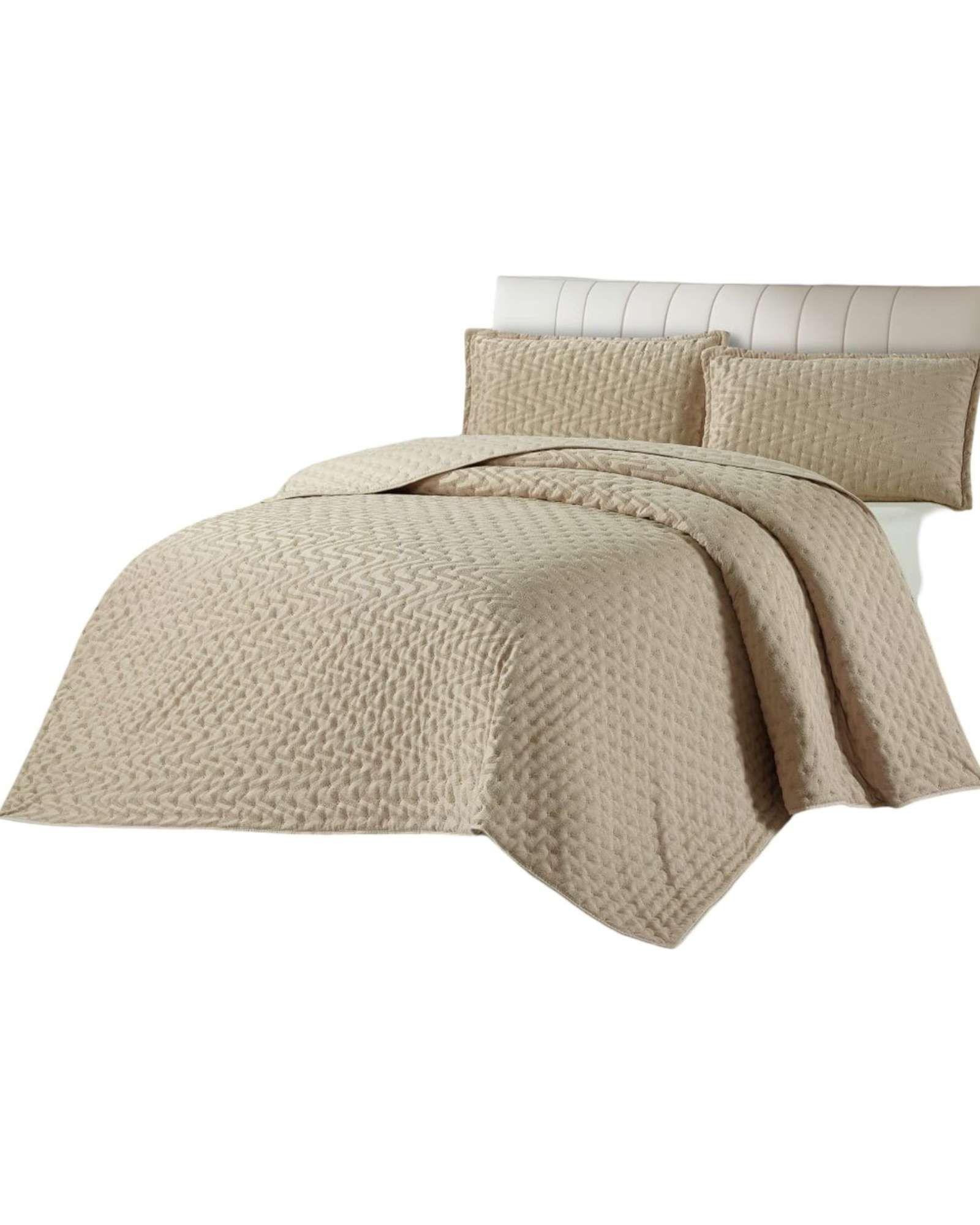 Cubrecama Quilt Delgado King con relieves de Tufting  TF18-2