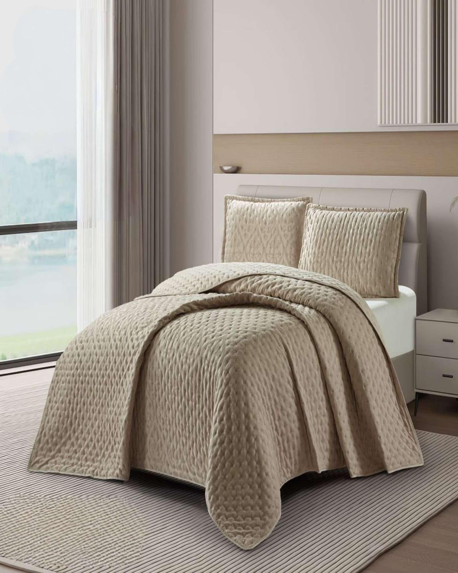 Cubrecama Quilt Delgado King con relieves de Tufting  TF17-3