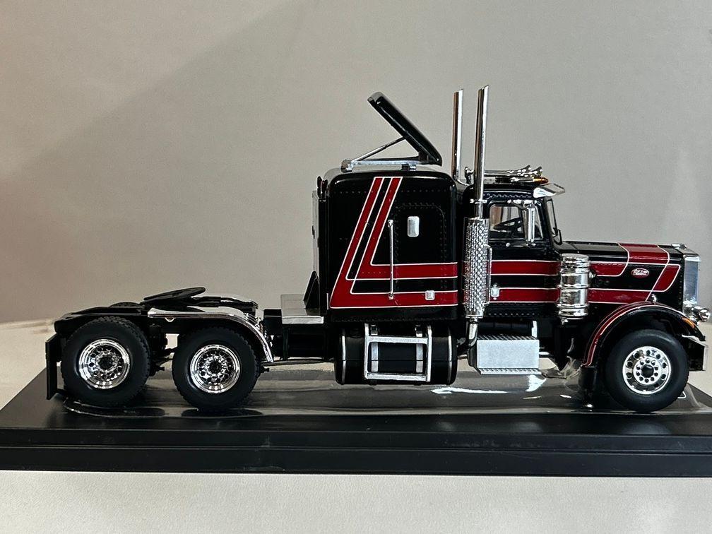 Camión Peterbilt 359 Tractor Truck 1973 – Ixo Models. Miniatura escala 1:43-4