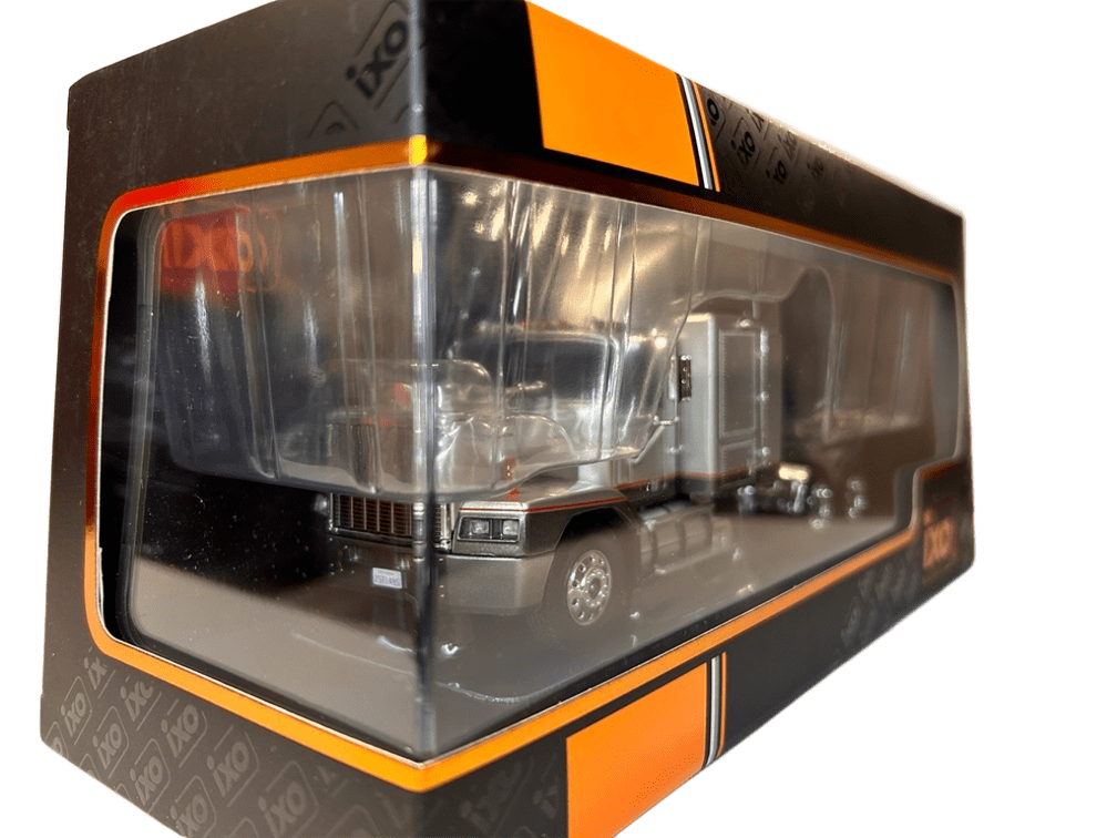 Camión GMC General SBFA 1988 – IXO Models. Miniatura escala 1:43-5