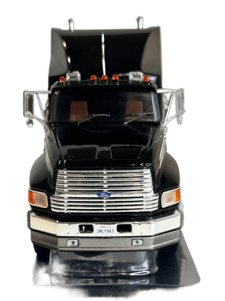 Camión Ford Aeromax Tractor Truck 1990 – Ixo Models. Miniatura escala 1:43-0