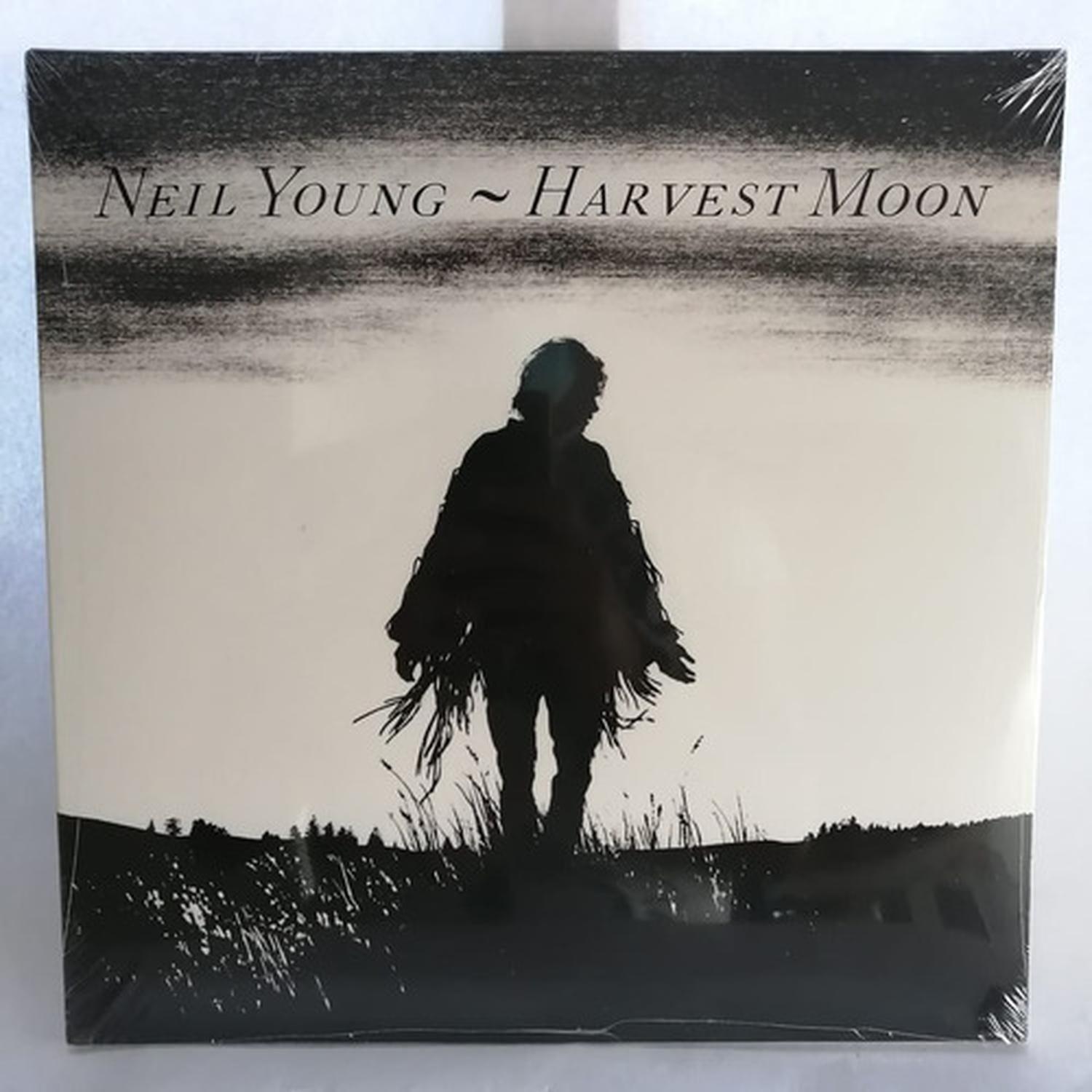 Neil Young Harvest Moon-0