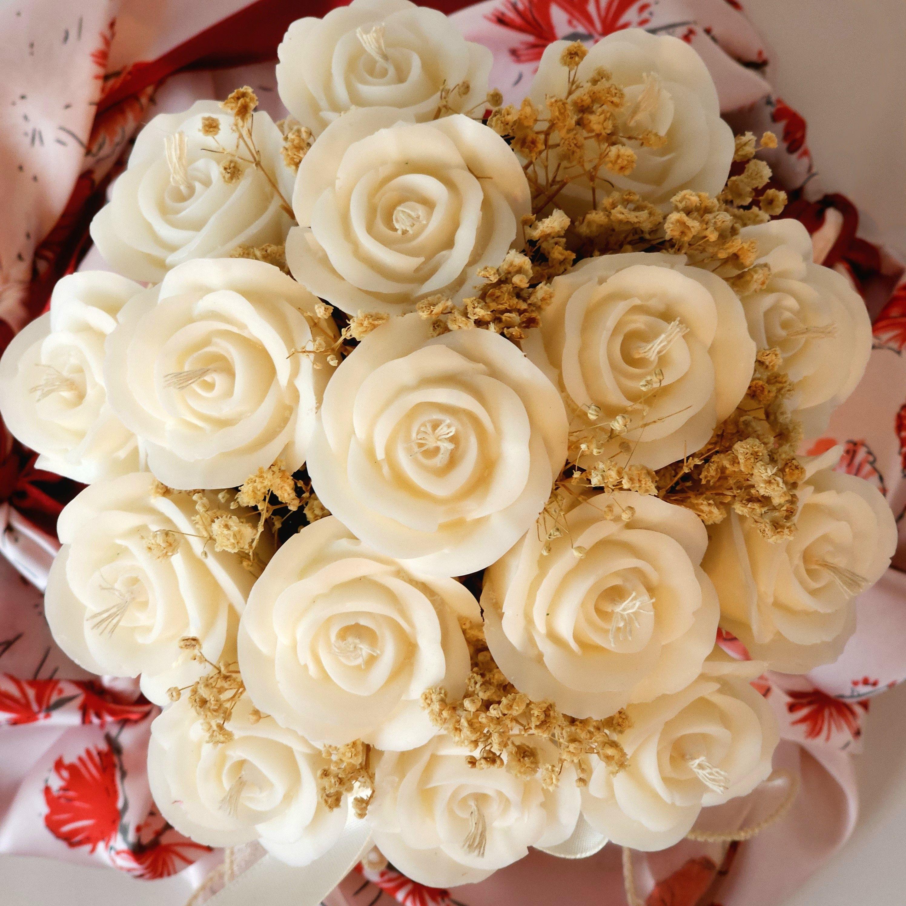 Bouquet de Flores de Cera Zen Aromas Suspiro de Pasión Blanco 16 rosas-1