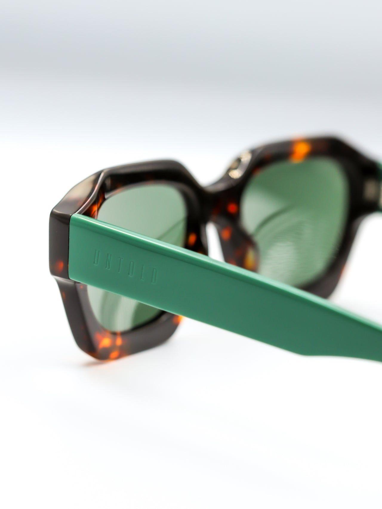LENTES DE SOL COSMO TIGRIS GREEN - UNTOLD-5
