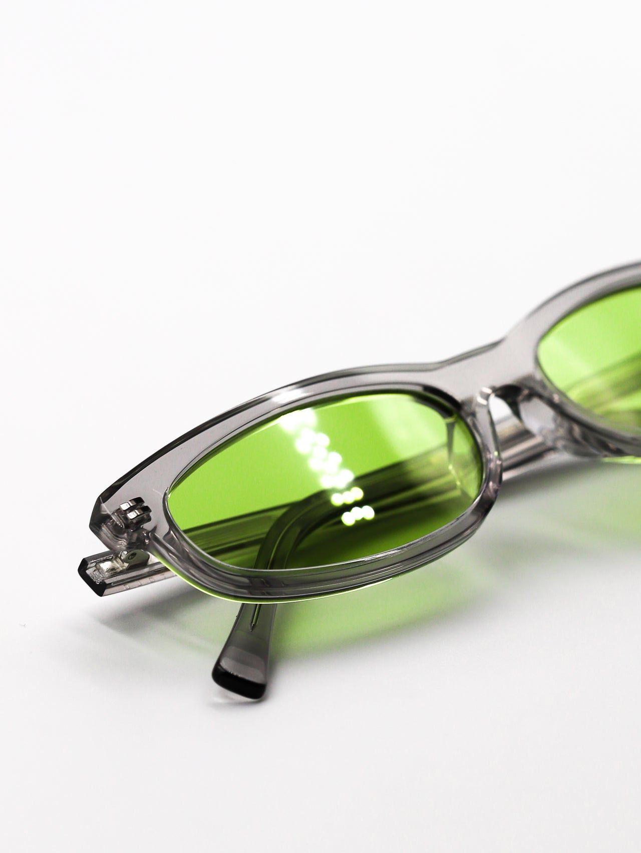 LENTES DE SOL VICTORIA CLEAR GREEN - UNTOLD-2