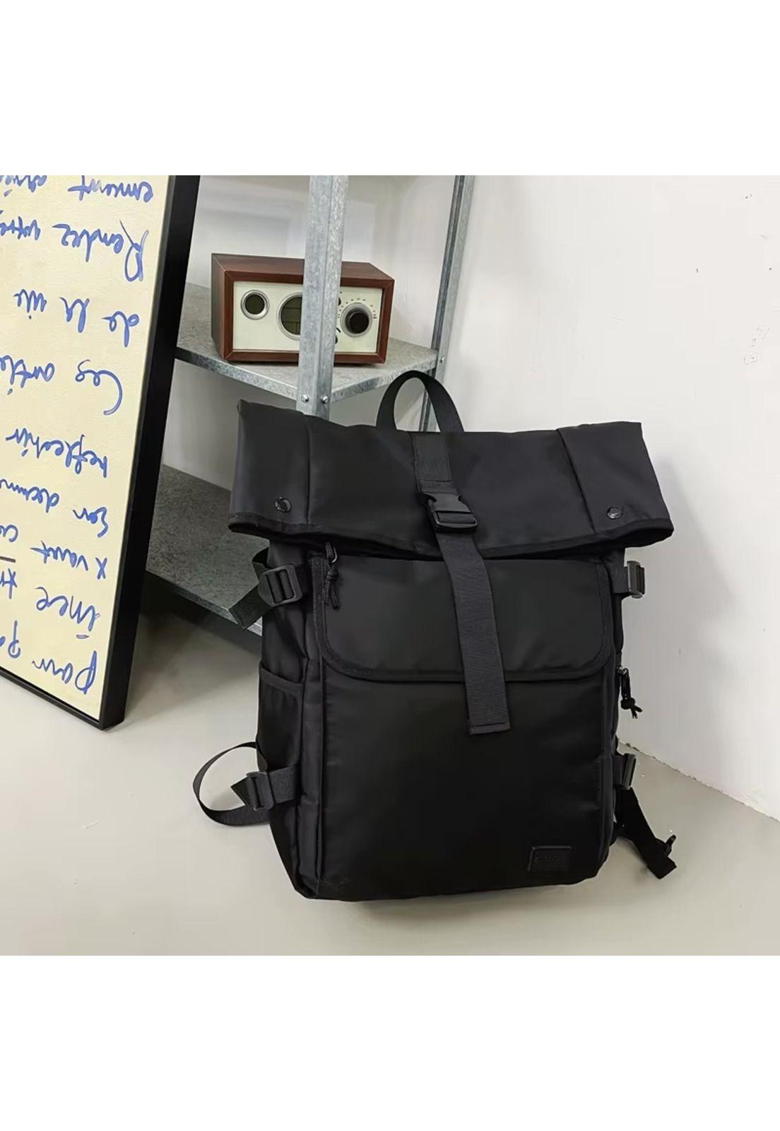 Mochila Urbana Negra Porta Notebook Hebilla Unisex-5
