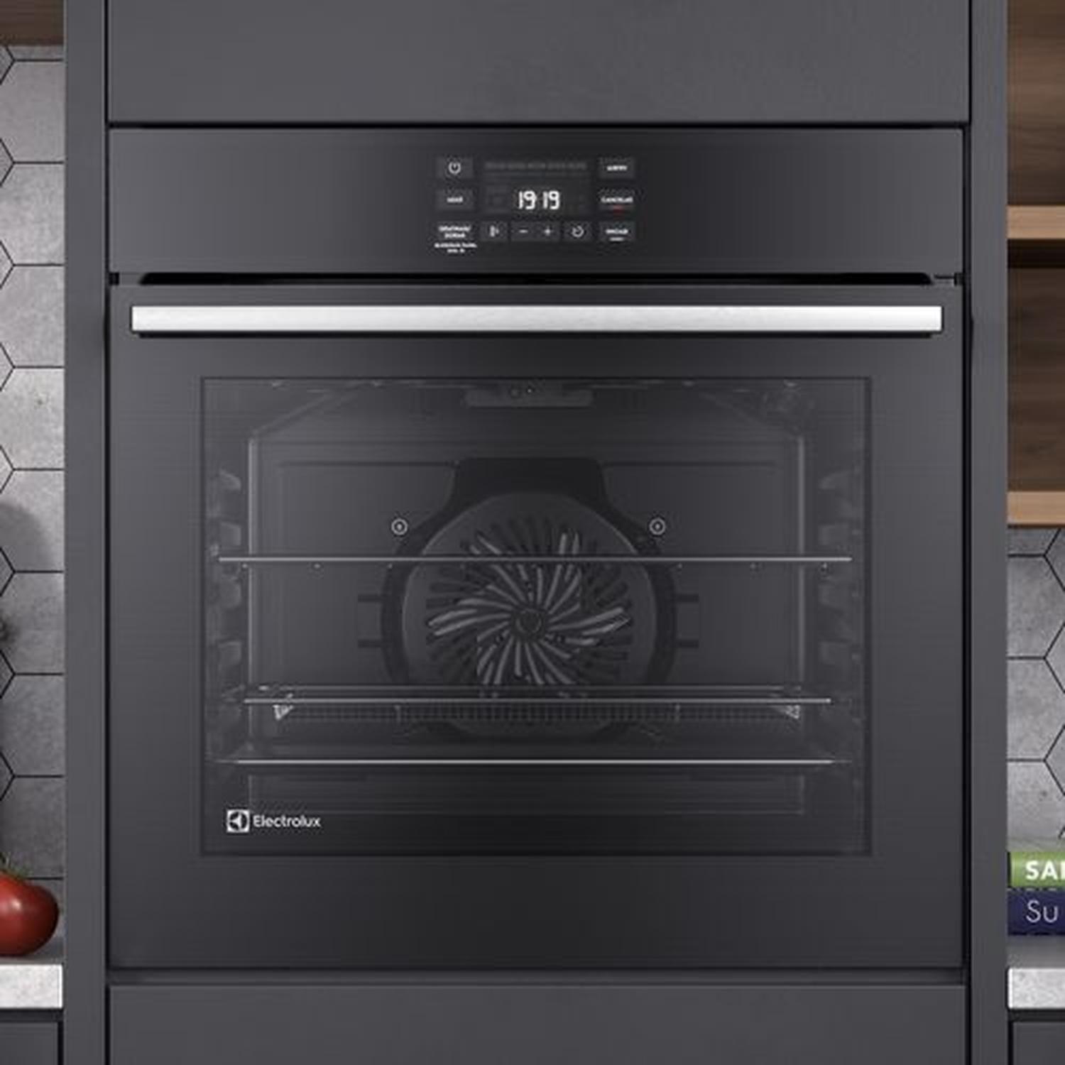 Horno Empotrable Eléctrico Electrolux 80L Panel Touch OE8EA-3