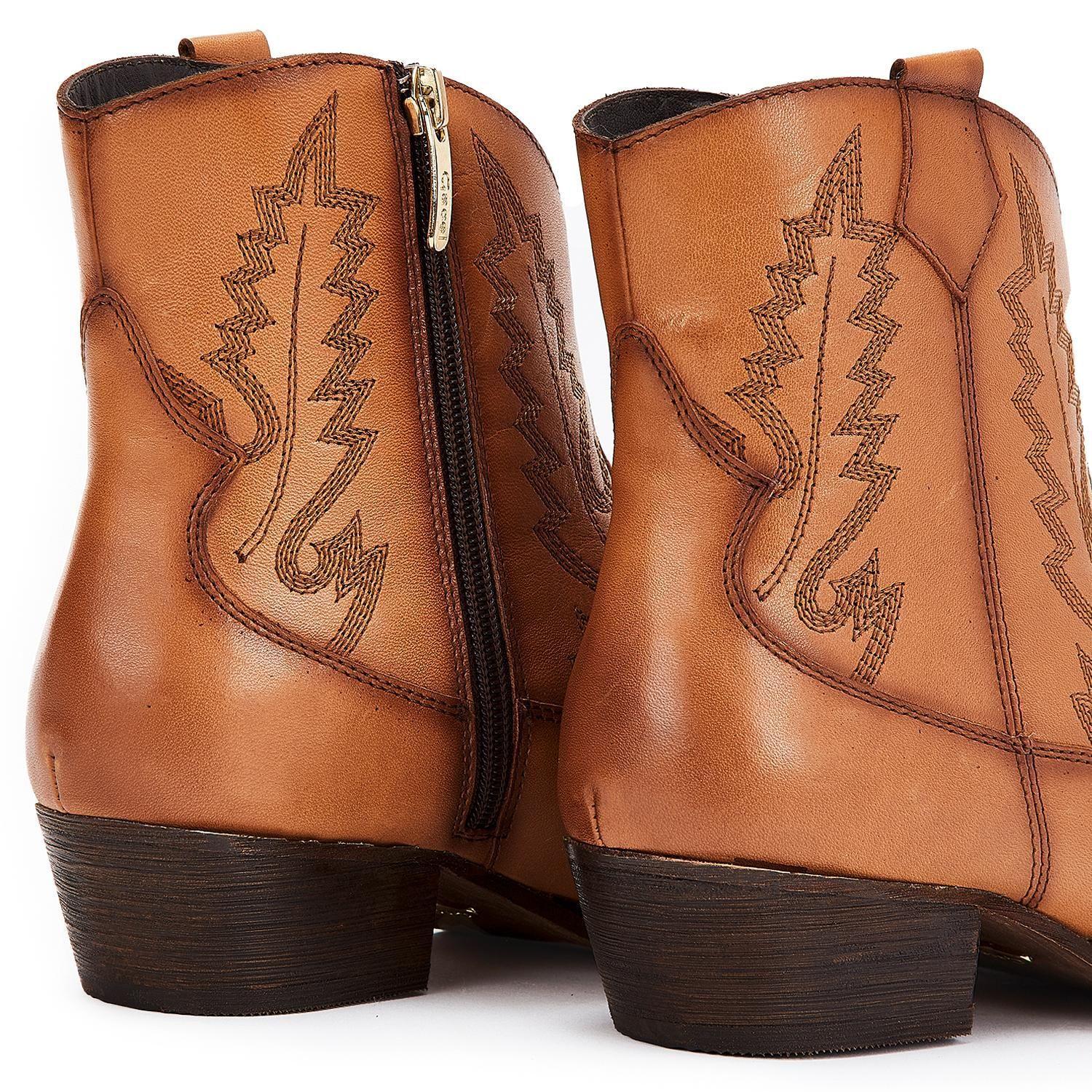 Botin  Ashley  Gacel  Camel  0659855-3