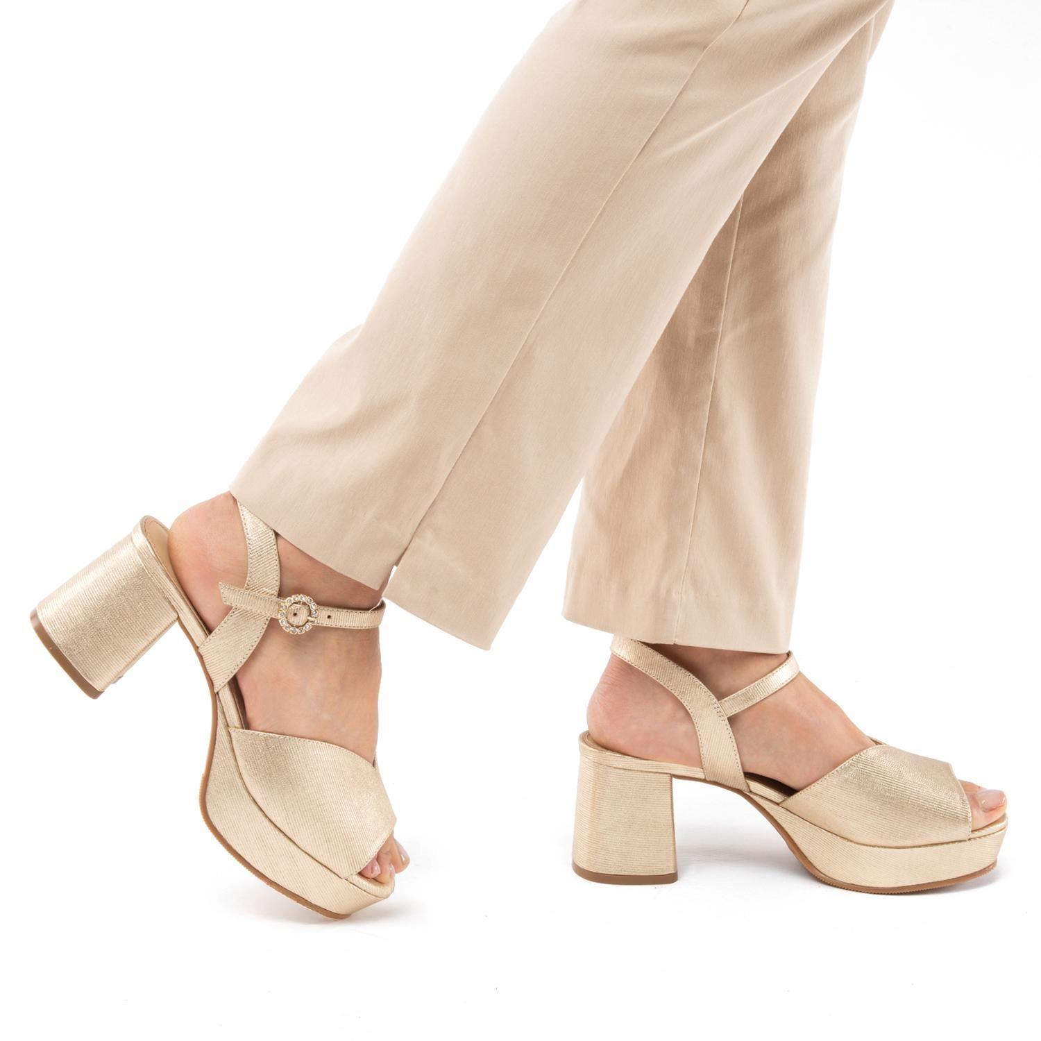 Sandalia  Valentina  Gacel  Dorado  0660645-1