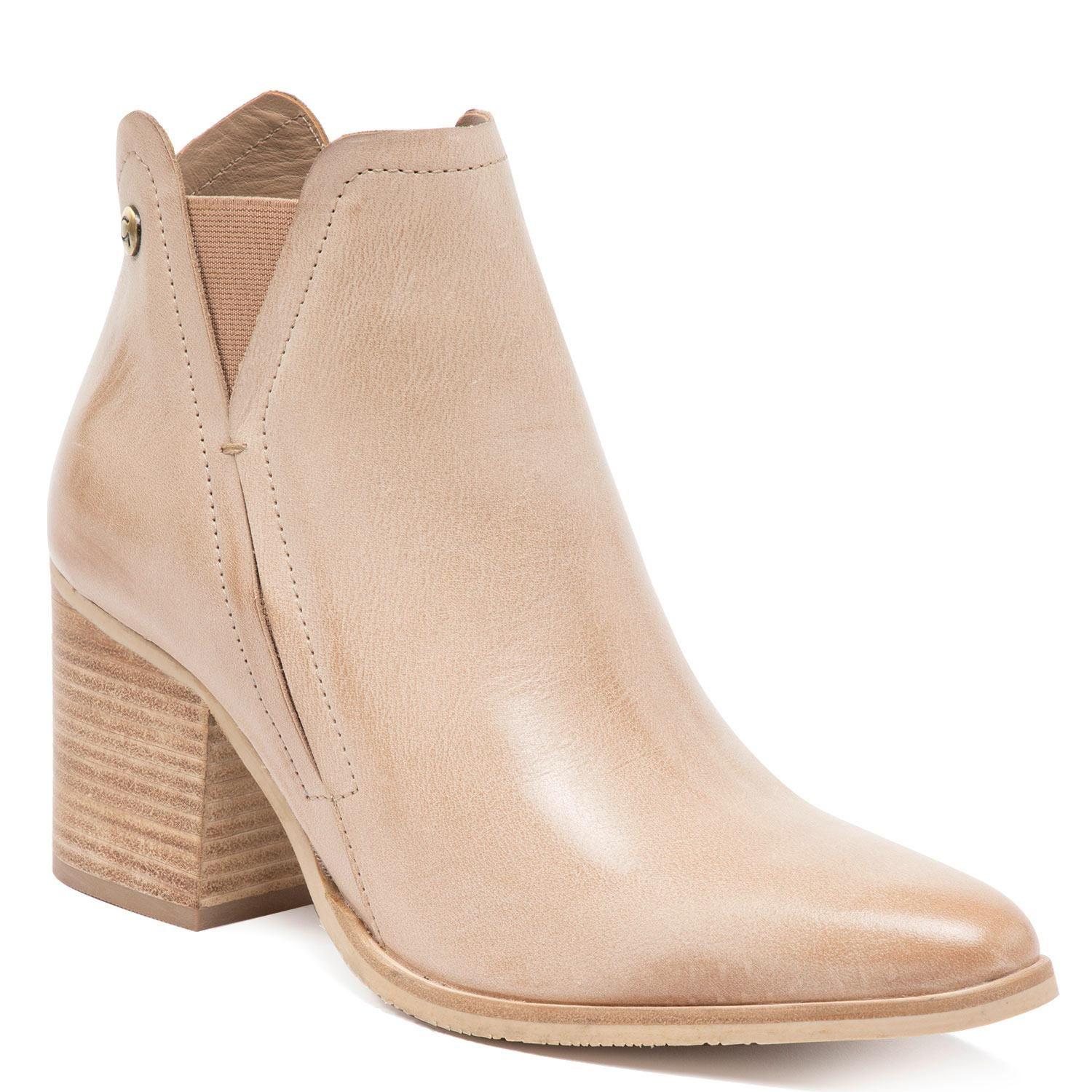 Botin  0084  Gacel  Arena  0659465-2