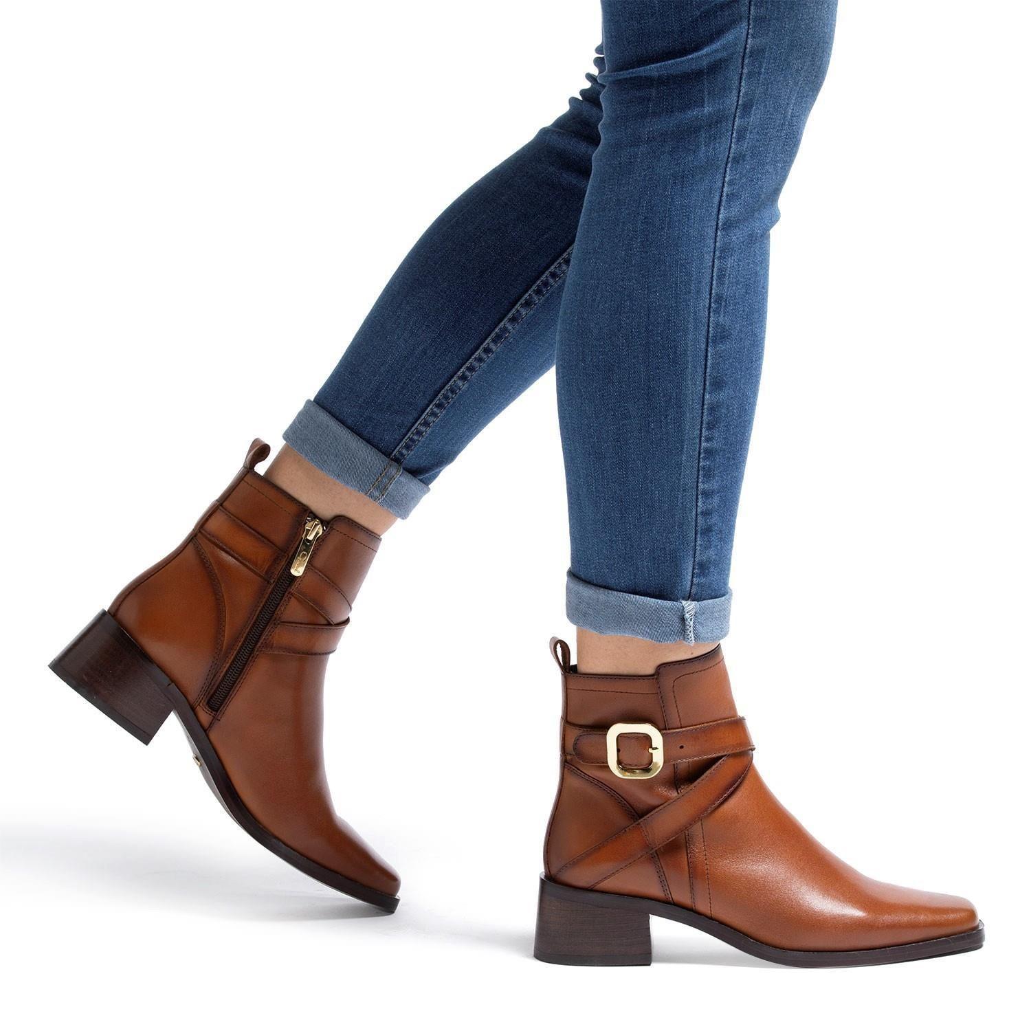 Botin  Casey  Gacel  Tostado  0659174-1