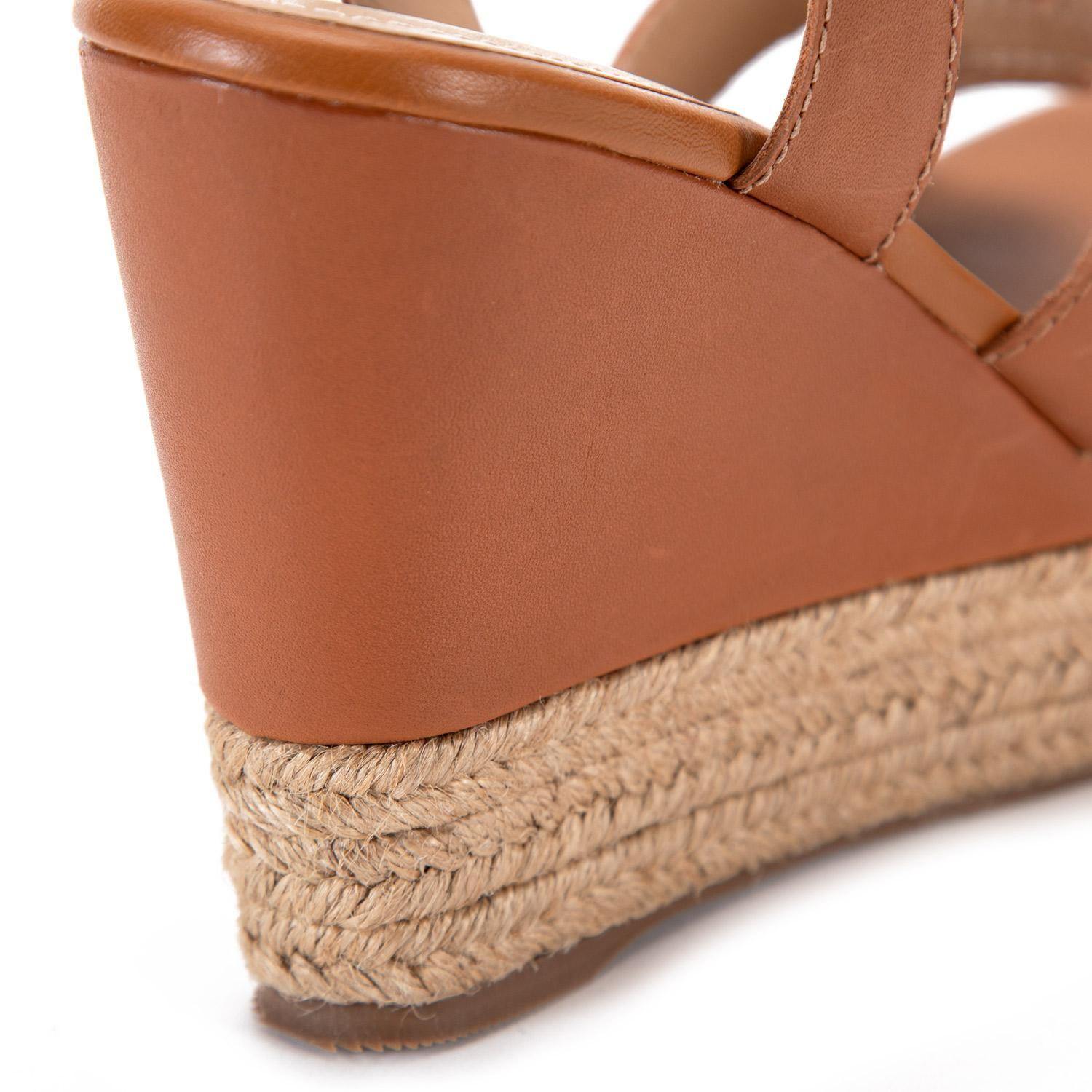 Sandalia  Gilda  Gacel  Camel  0659547-3