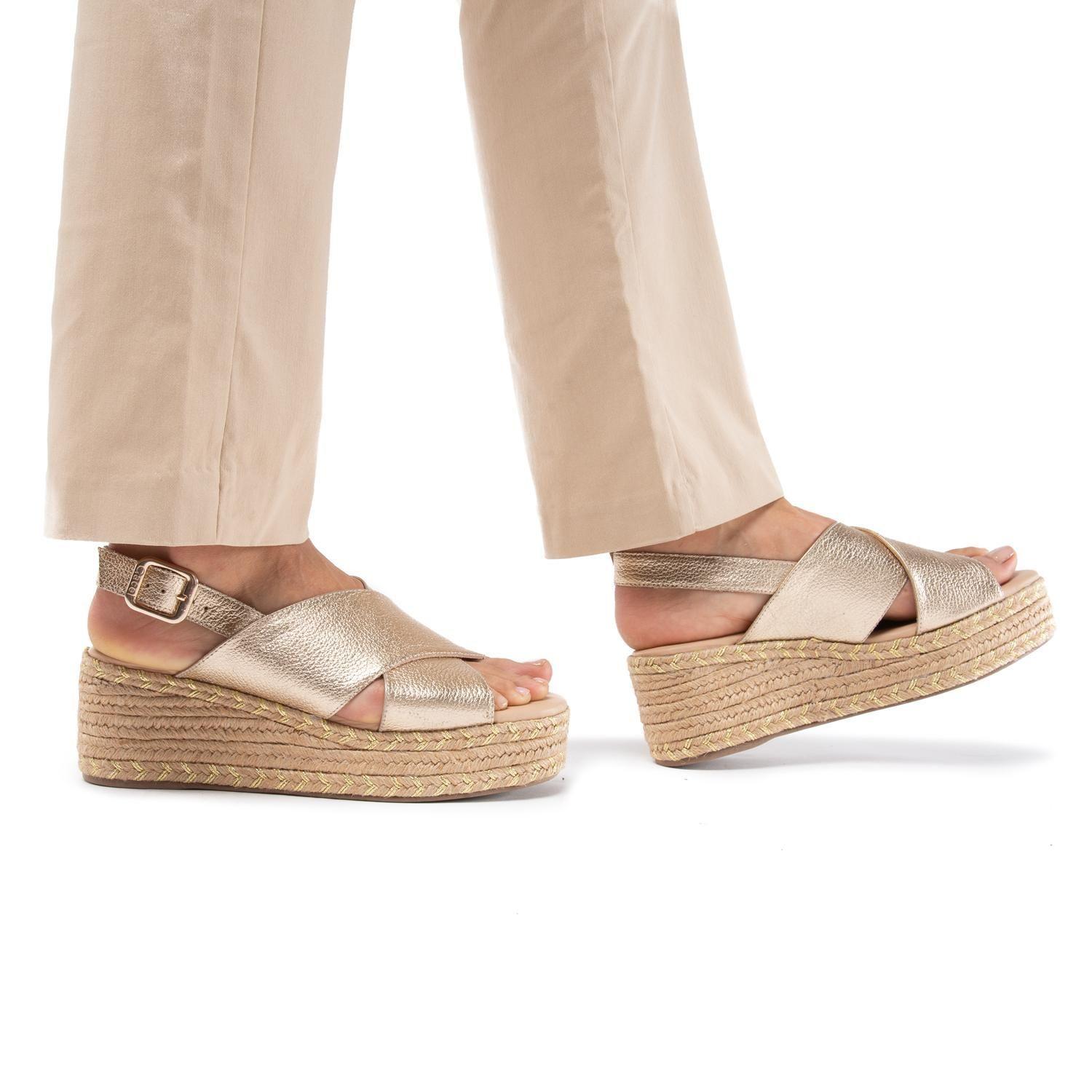 Sandalia  Coni  Gacel  Dorado  0660669-1