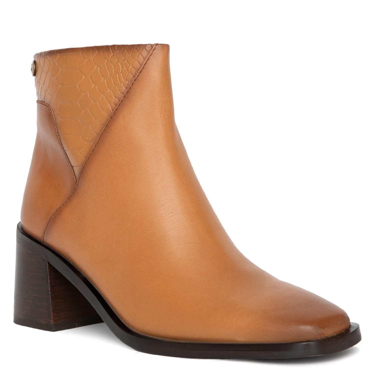 Botin  Becca  Gacel  Camel  0660710-2