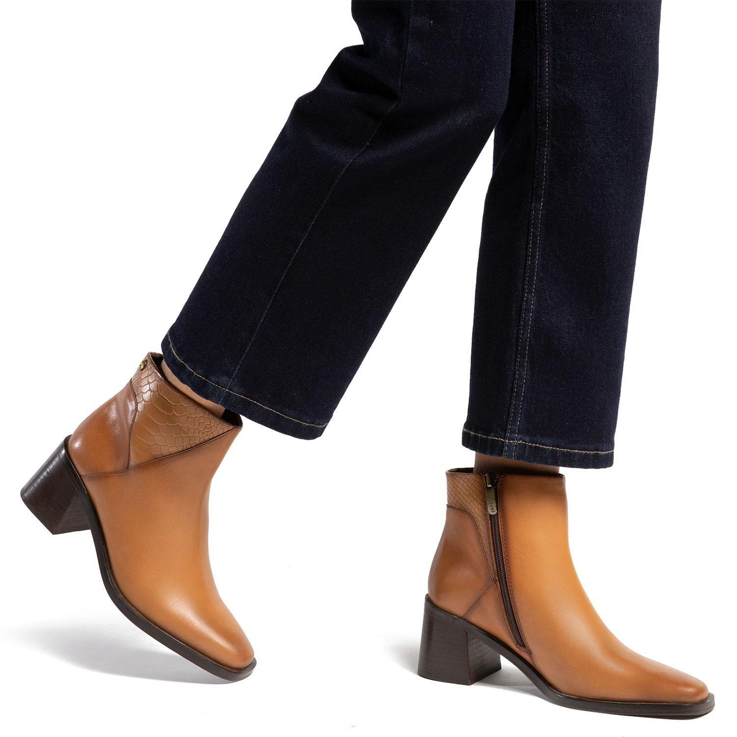 Botin  Becca  Gacel  Camel  0660710-1