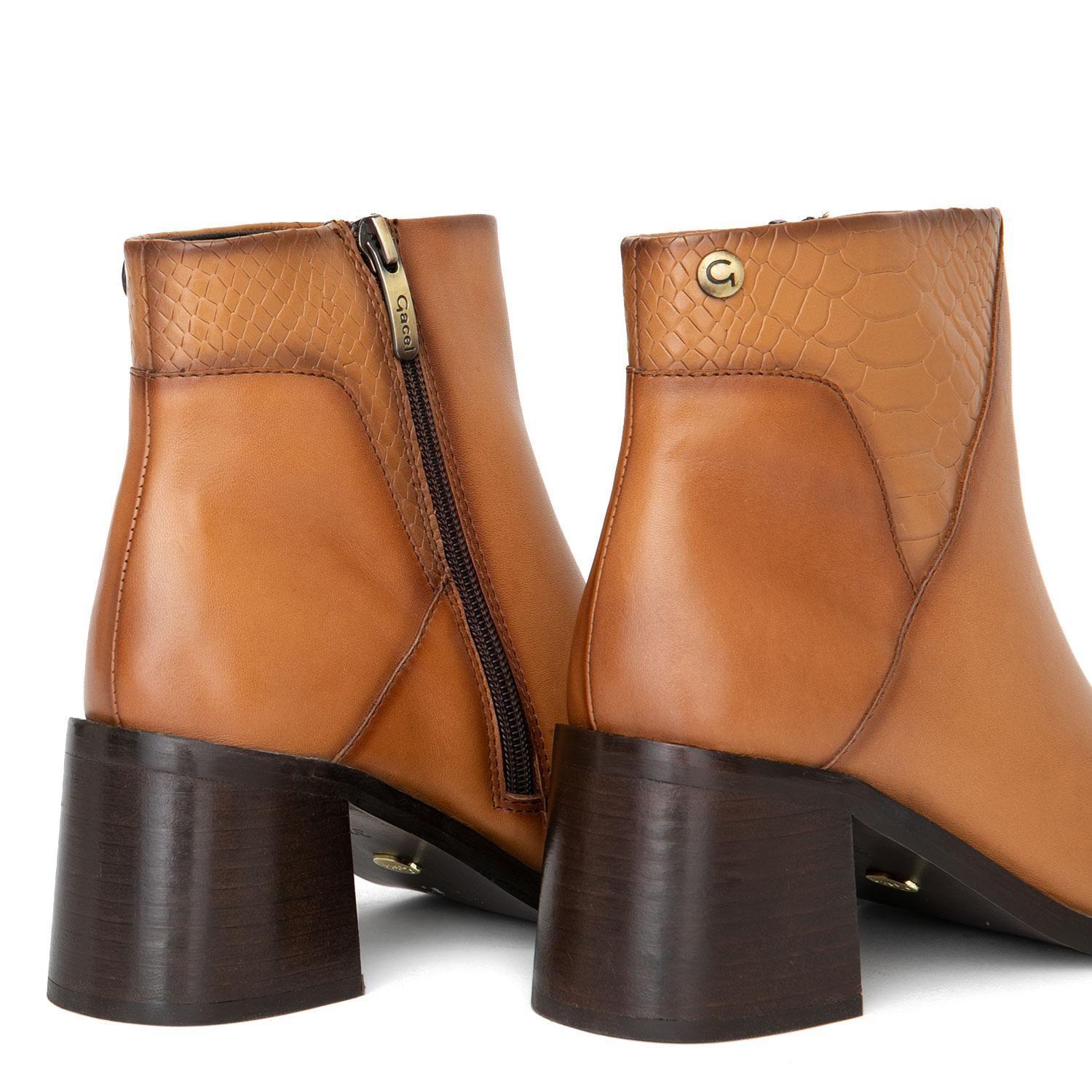 Botin  Becca  Gacel  Camel  0660710-4