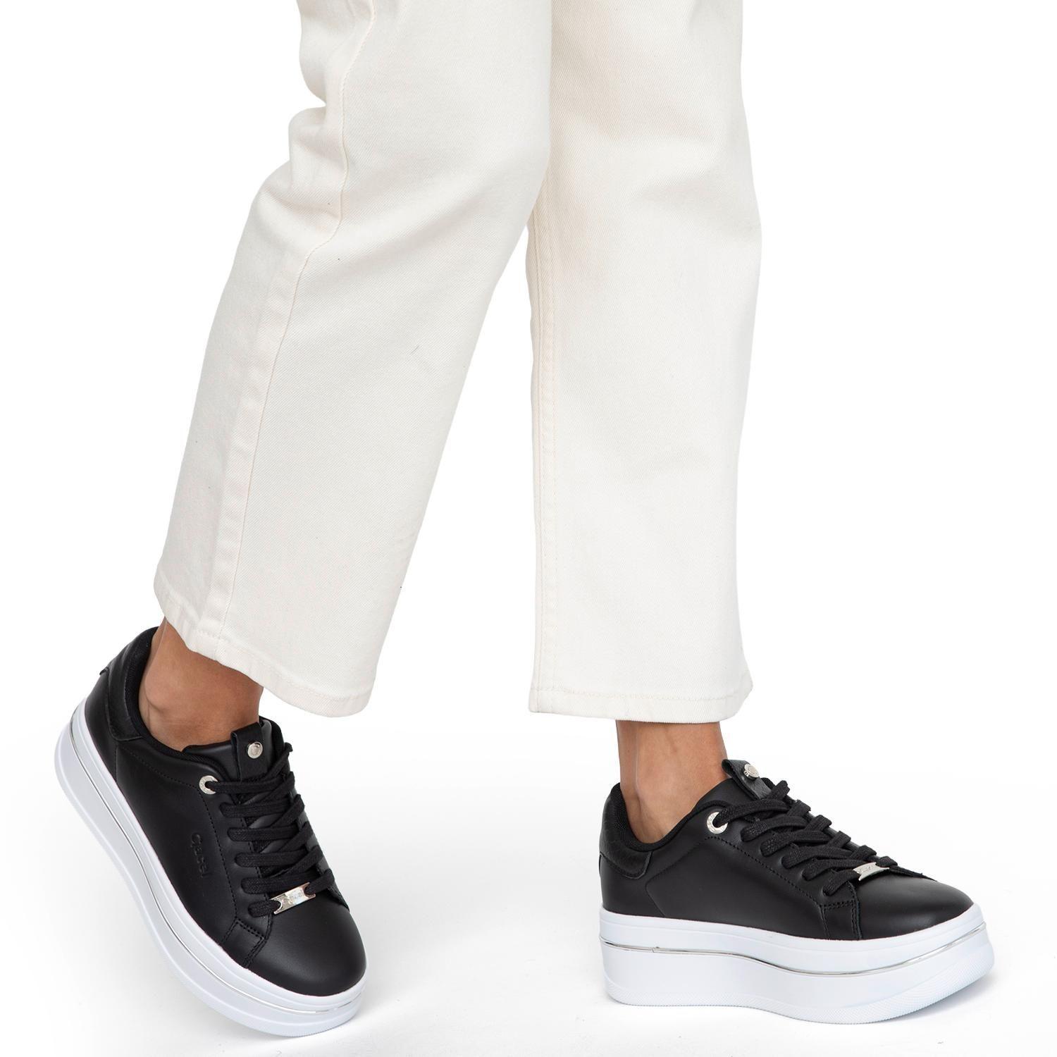 Zapatilla  Isadora  Gacel  Negro  0660835-1