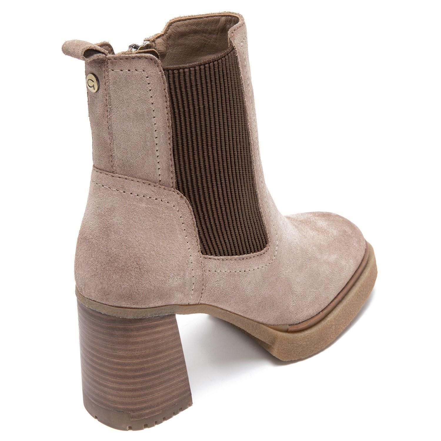 Botin  Pepa  Gacel  Arena  0659354-4