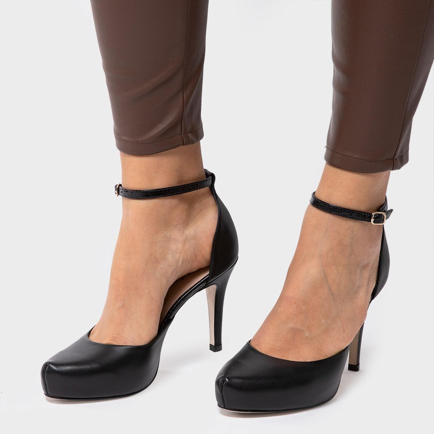 Zapato  Olga  Gacel  Negro  0659061-1