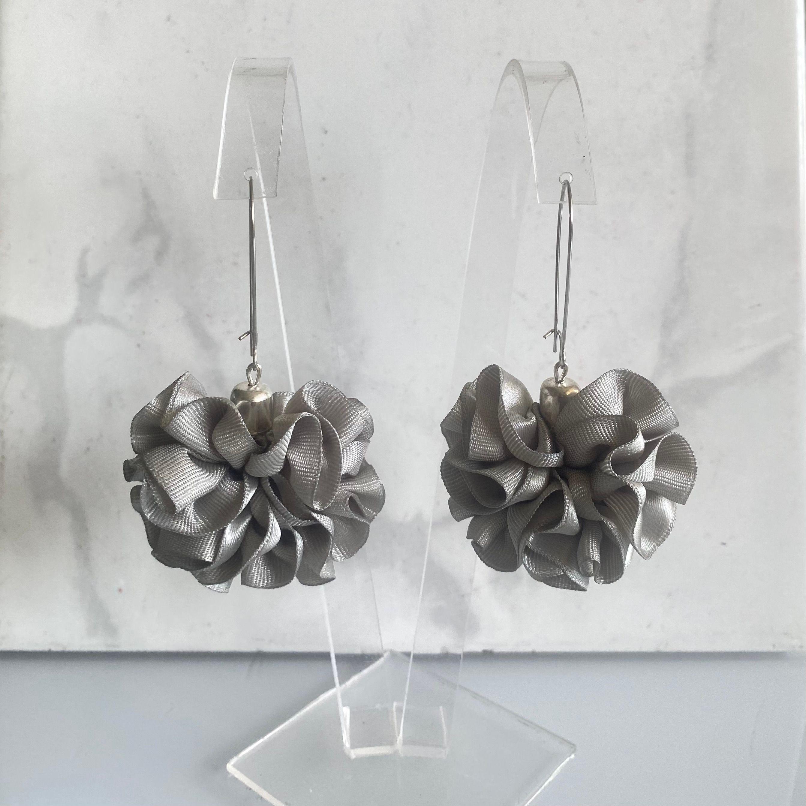 Aros Flor en tela Fiora-1
