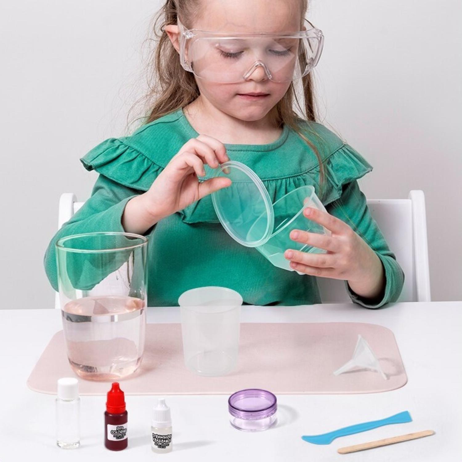 Kit Crea Tu Primer Esmalte De Uñas Y Bálsamo Labial Juguete-2