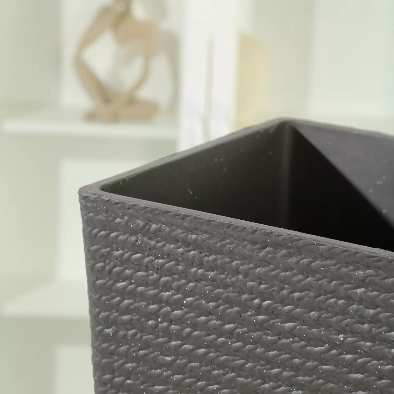 Macetero Plastico Alargado Premium Base Cuadrada Conica-1