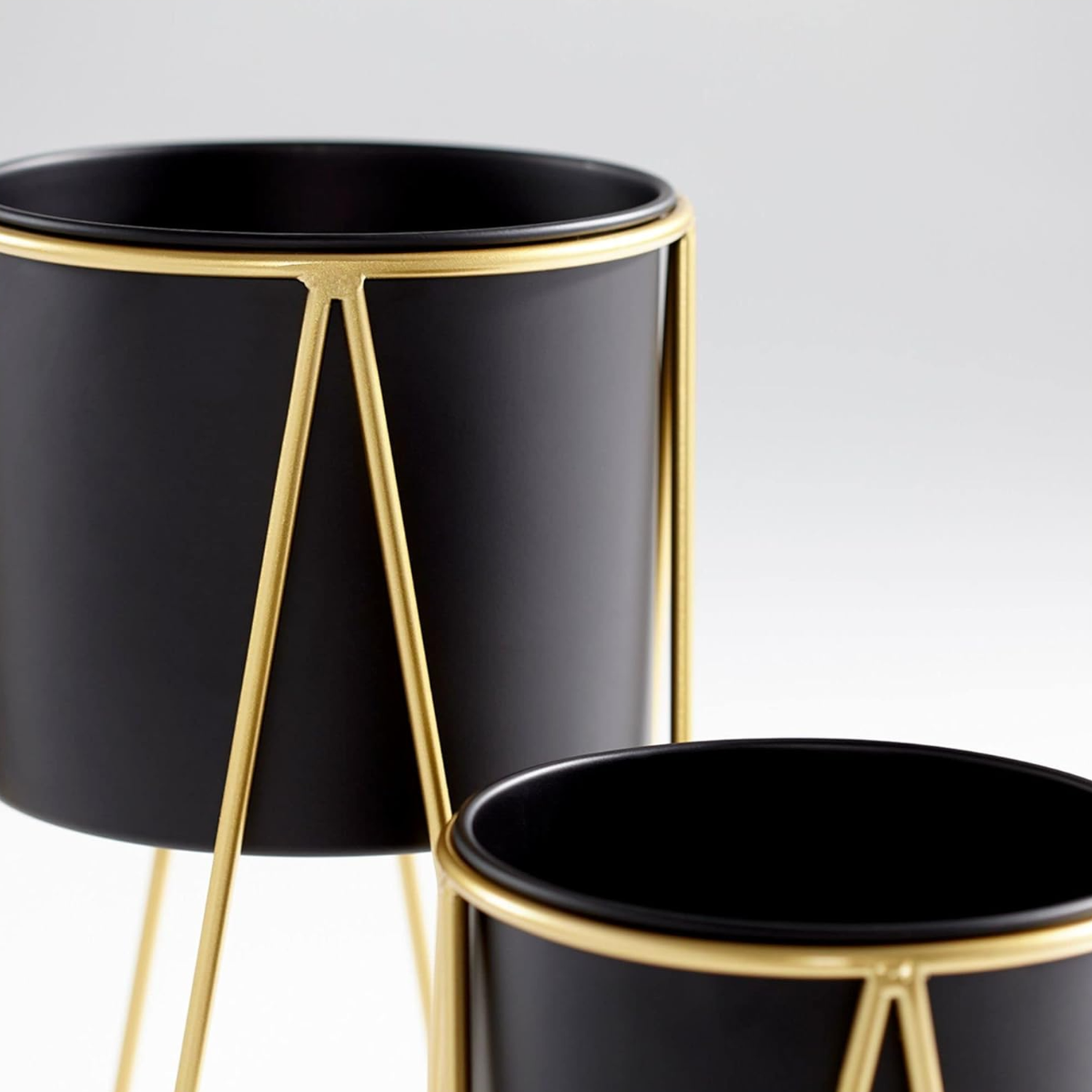 Set 2 Porta Maceteros Pedestal Maceta Plantas Negro Dorados-8